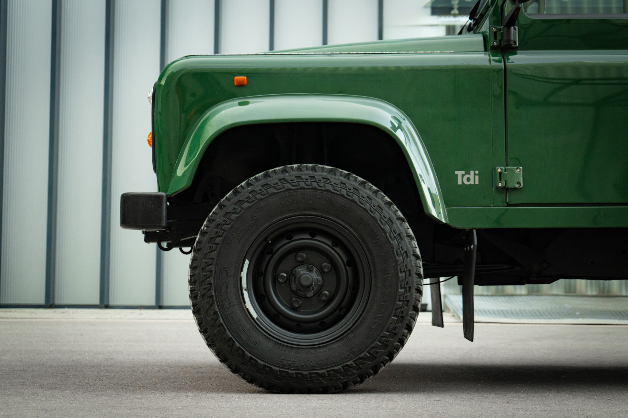 1996 Land Rover Defender D110 300TDI