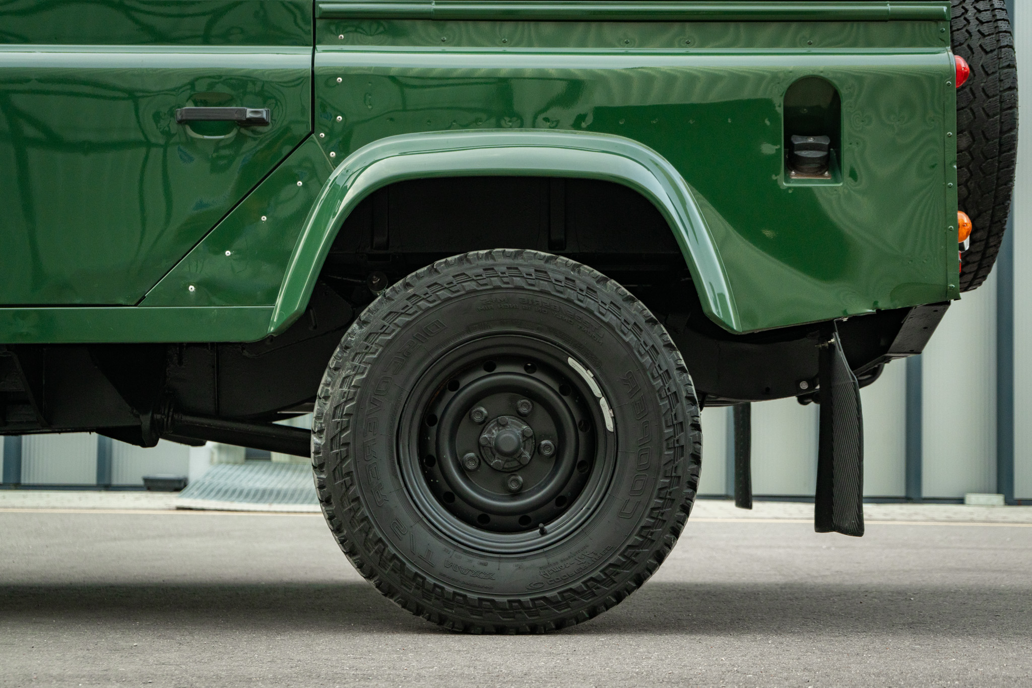 1996 Land Rover Defender D110 300TDI