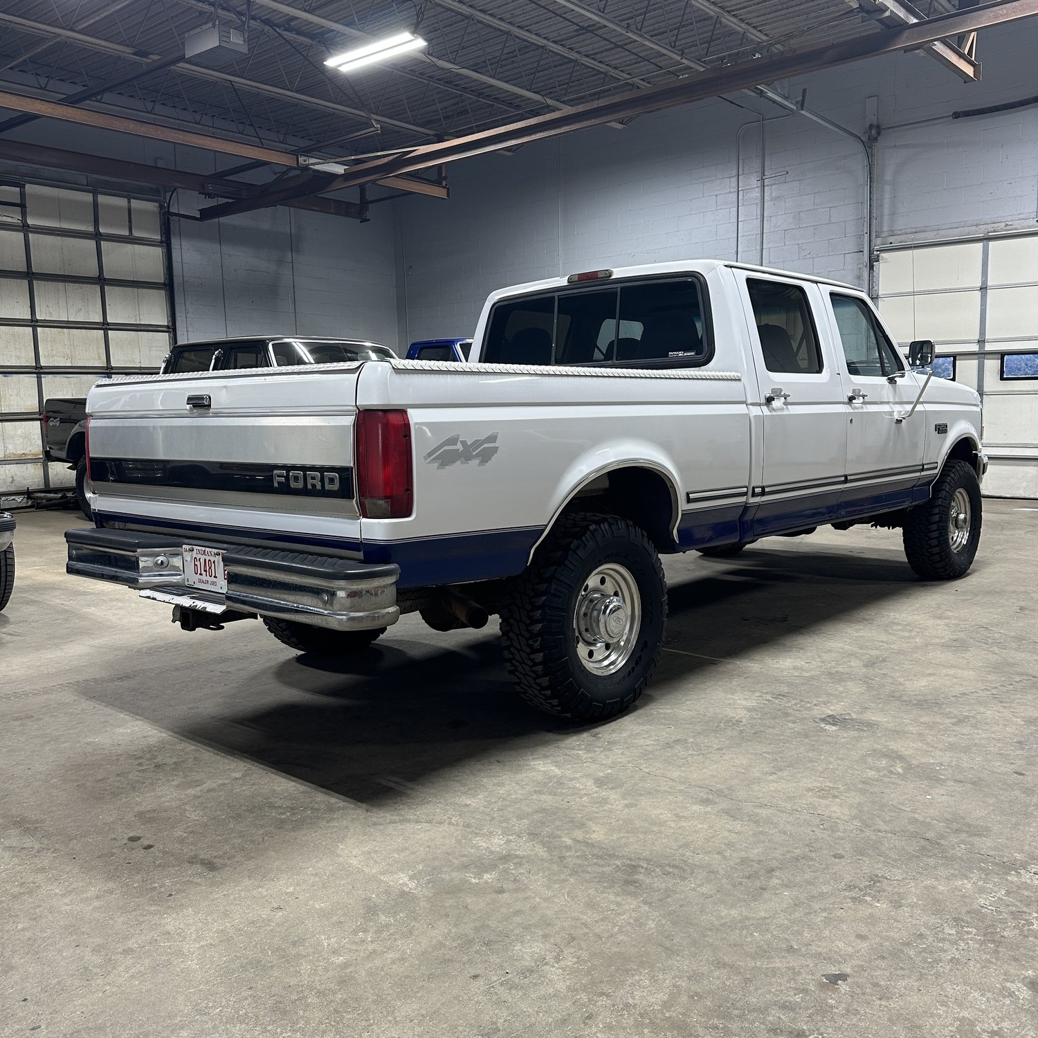 1996 Ford F-250 XLT - 2