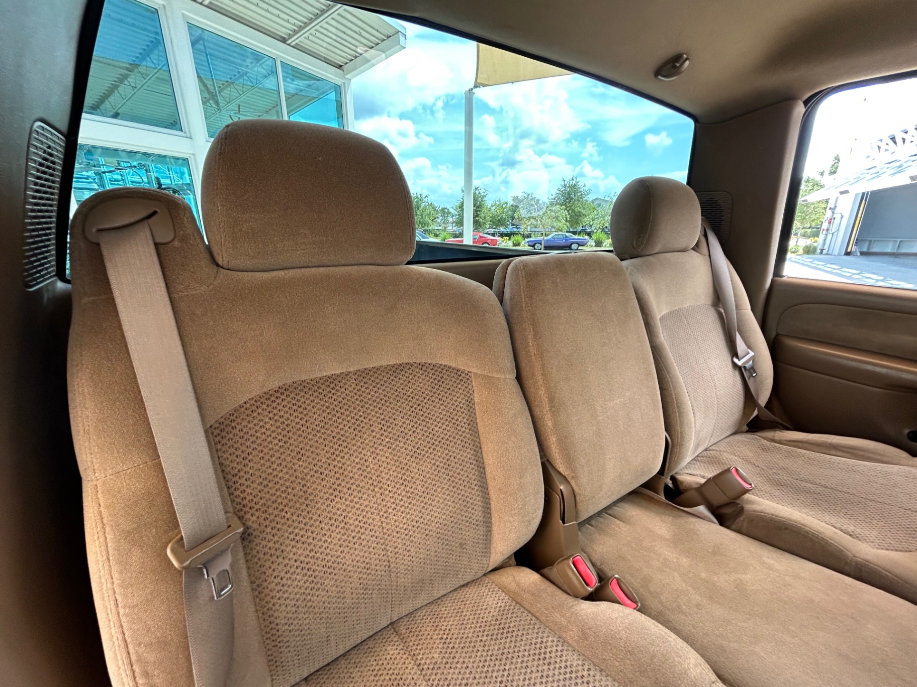 2000 Chevrolet Silverado 1500 LS