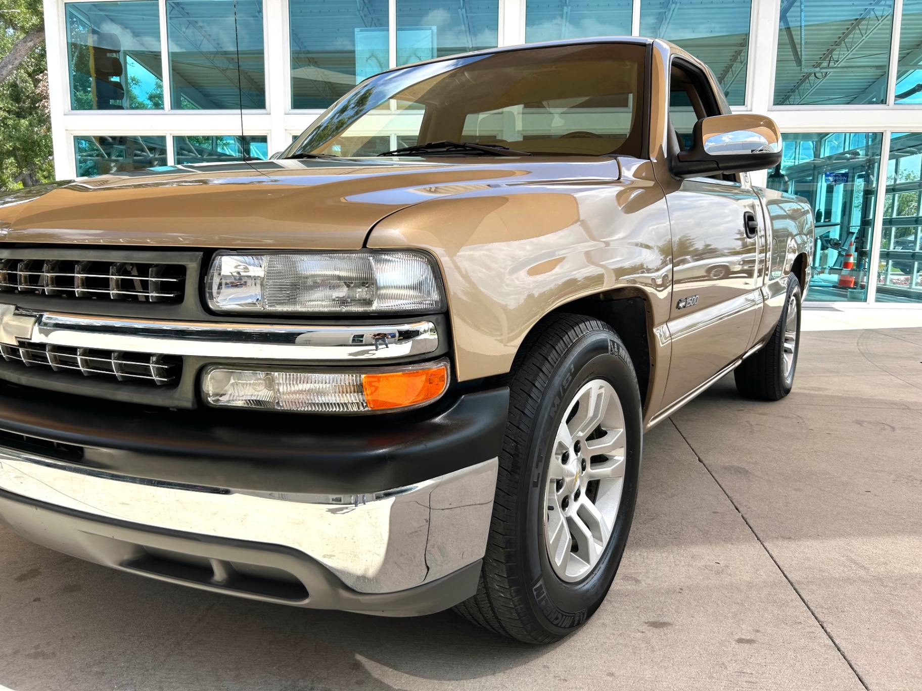2000 Chevrolet Silverado 1500 LS