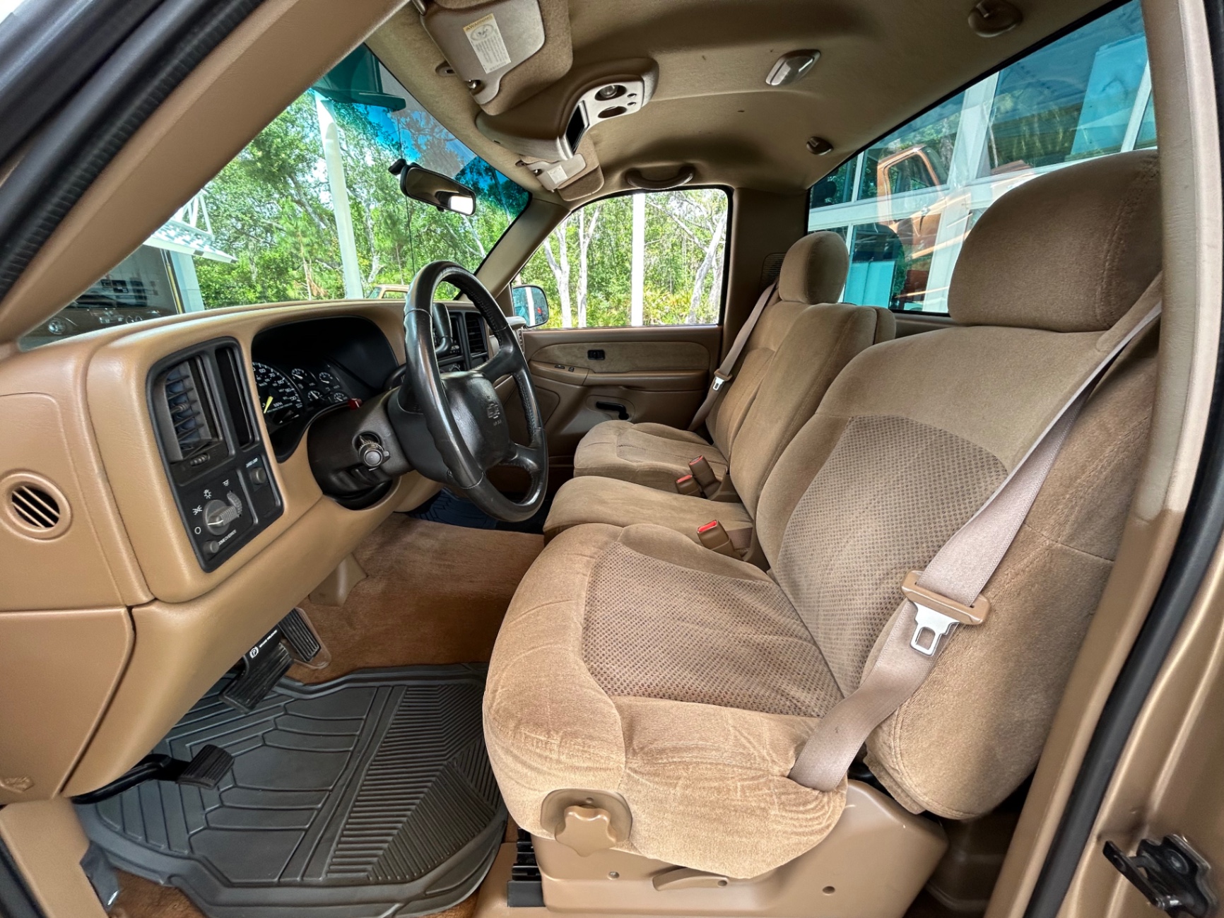 2000 Chevrolet Silverado 1500 LS