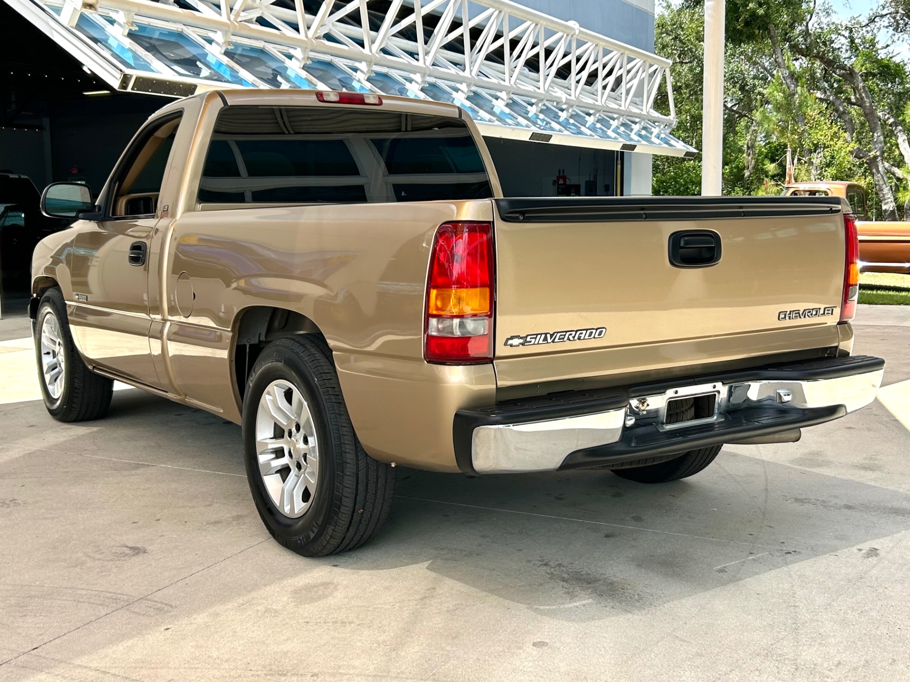 2000 Chevrolet Silverado 1500 LS