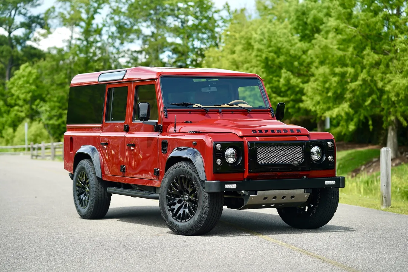  Land Rover Defender