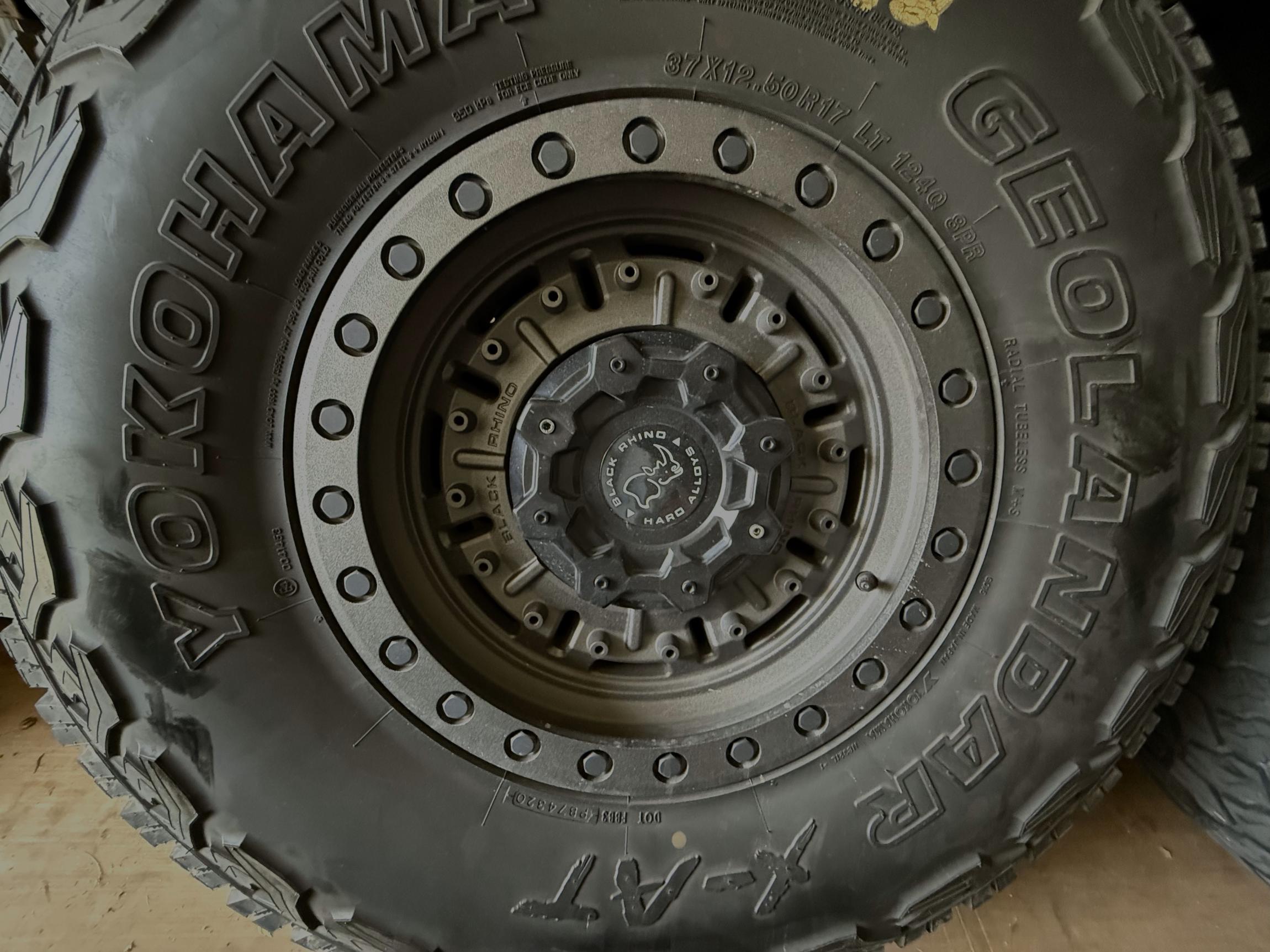 Modified 2020 Jeep Gladiator Sport S 4×4 - 4