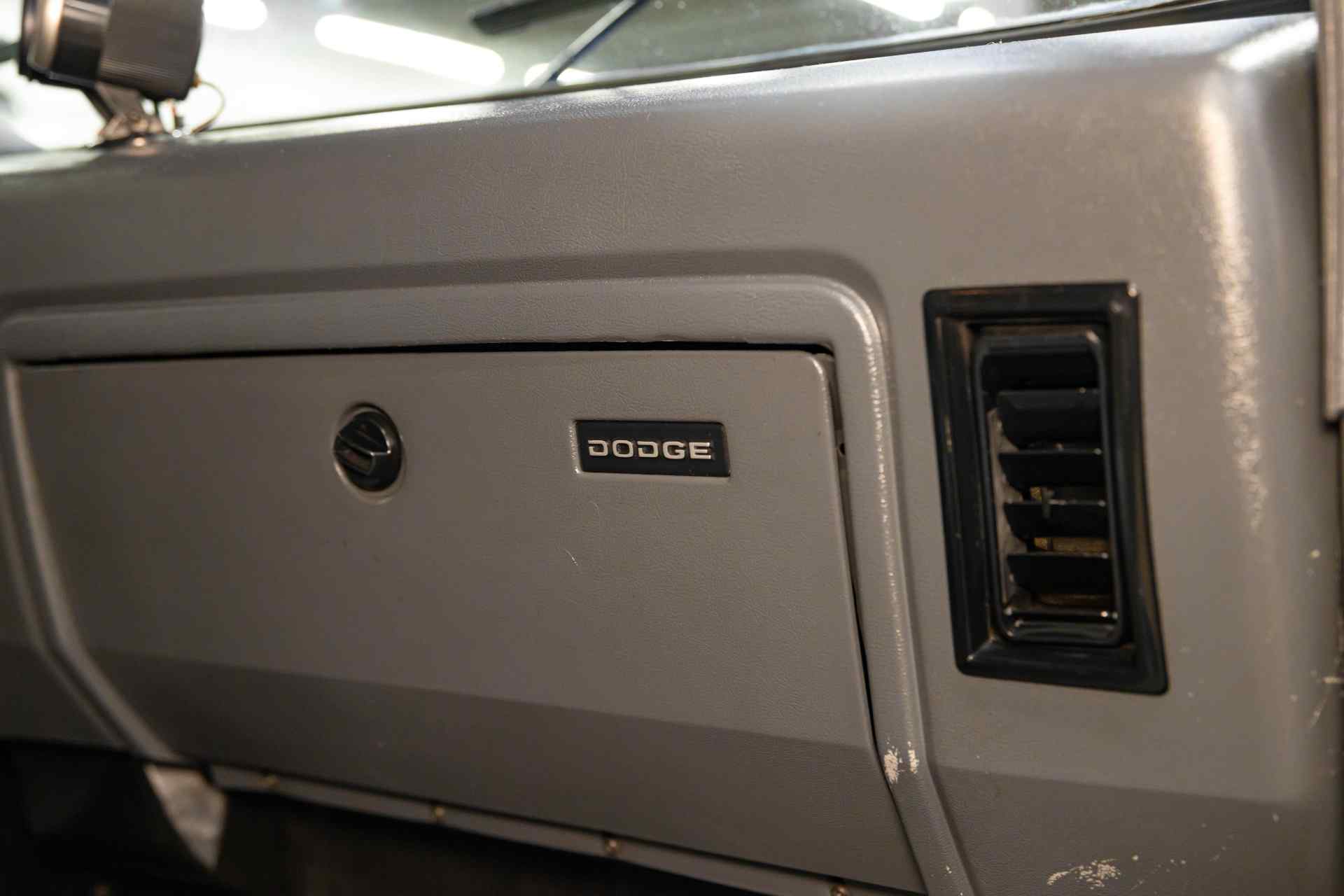 1992 Dodge Power Ram 250 LE