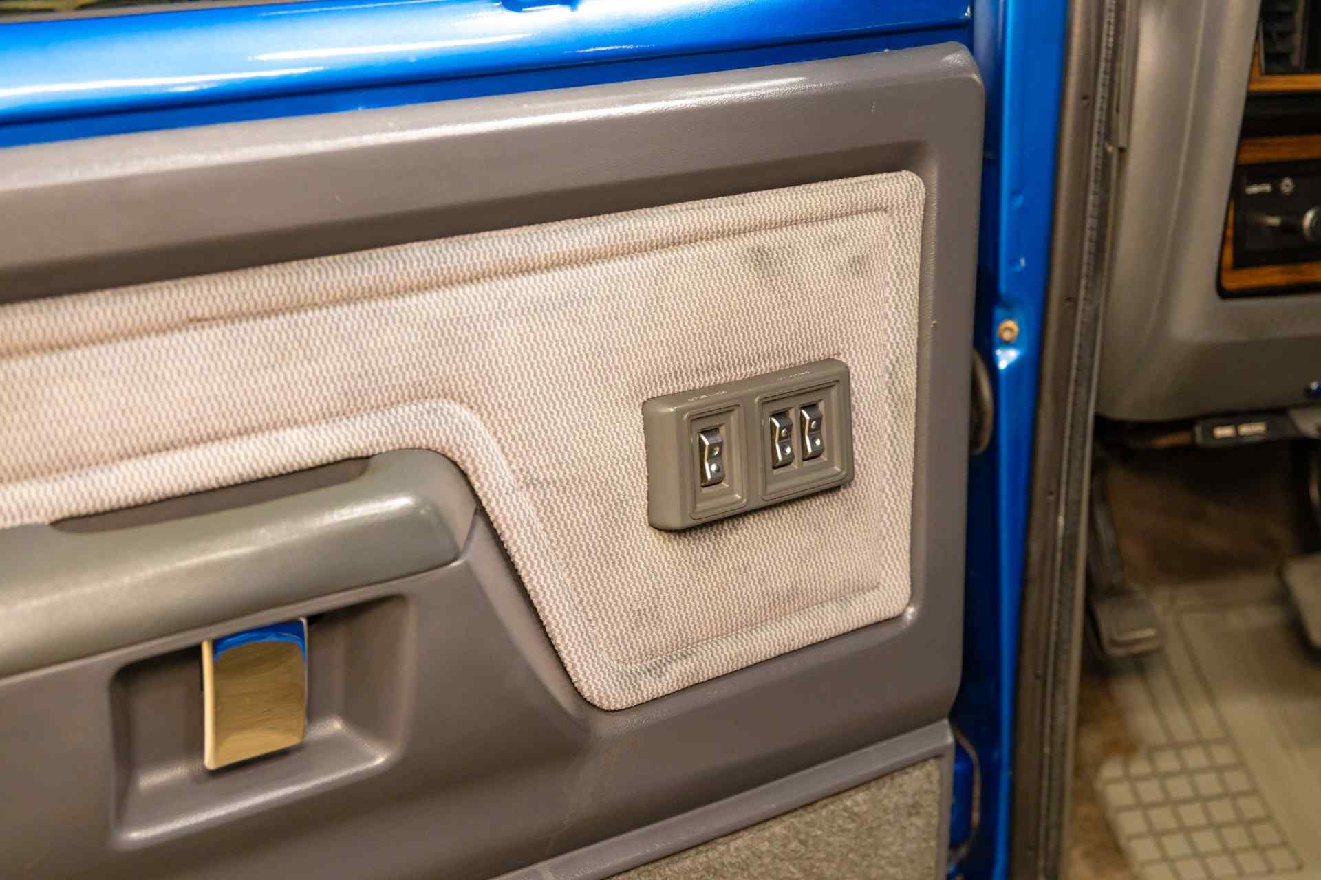 1992 Dodge Power Ram 250 LE
