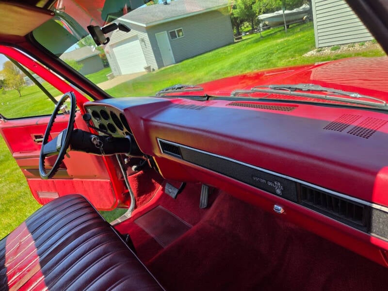1985 Chevrolet C10 Custom Deluxe