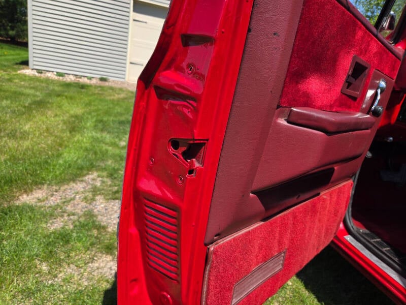 1985 Chevrolet C10 Custom Deluxe