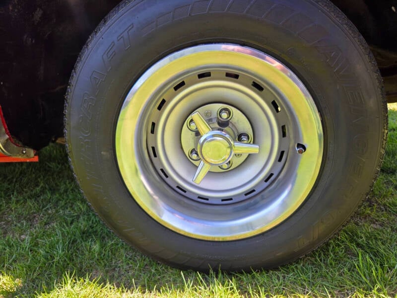 1985 Chevrolet C10 Custom Deluxe