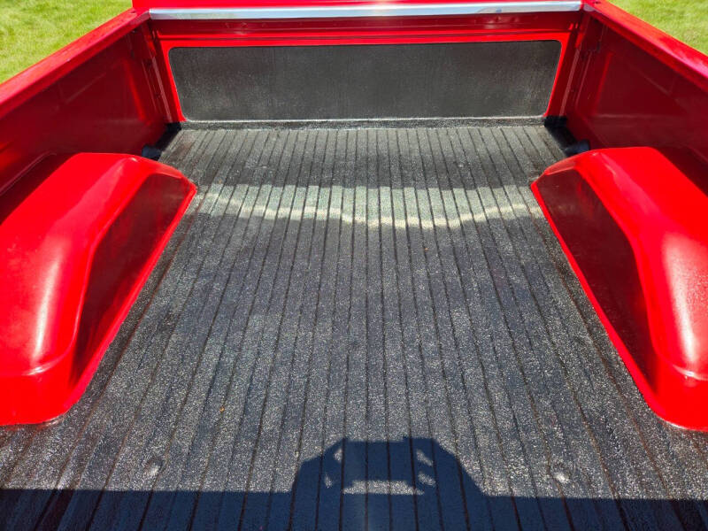 1985 Chevrolet C10 Custom Deluxe