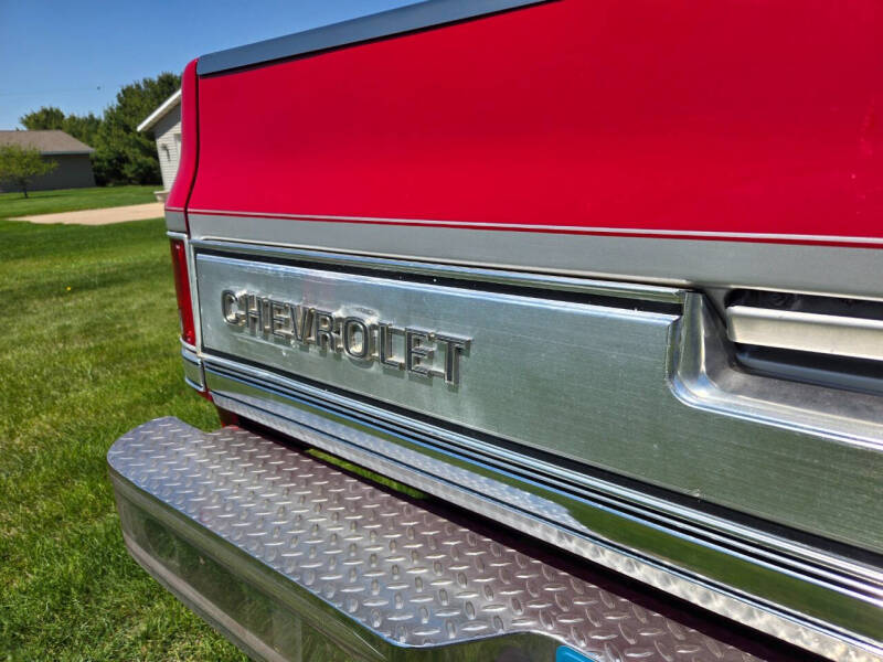 1985 Chevrolet C10 Custom Deluxe