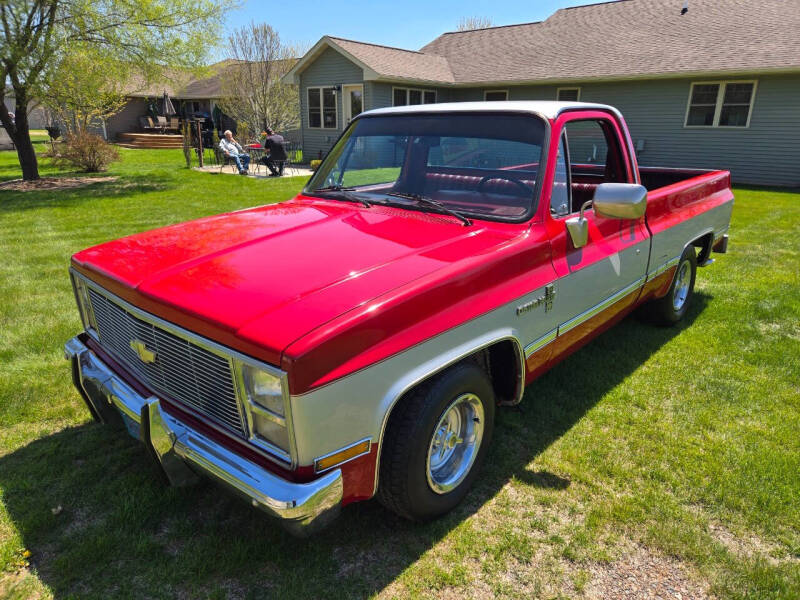 1985 Chevrolet C10 Custom Deluxe