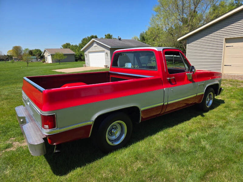 1985 Chevrolet C10 Custom Deluxe