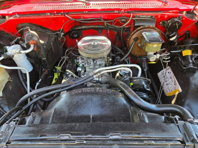 1985 Chevrolet C10 Custom Deluxe