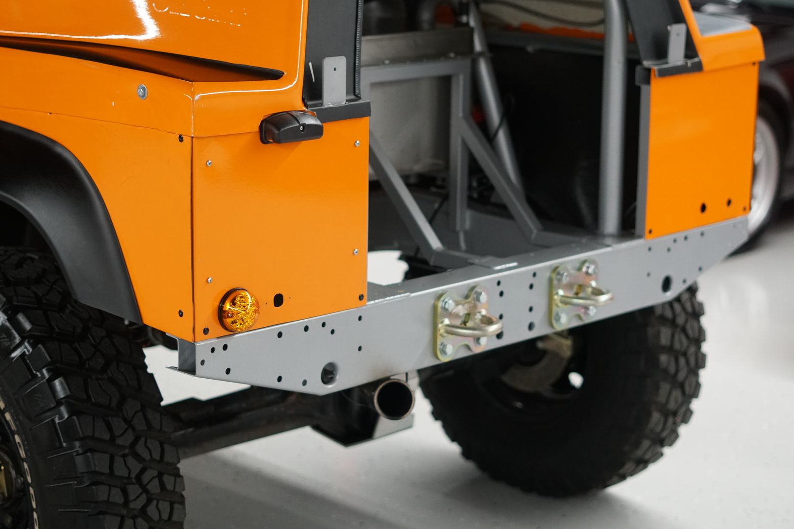 Sold: 2008 Land Rover Defender Bowler Tomcat