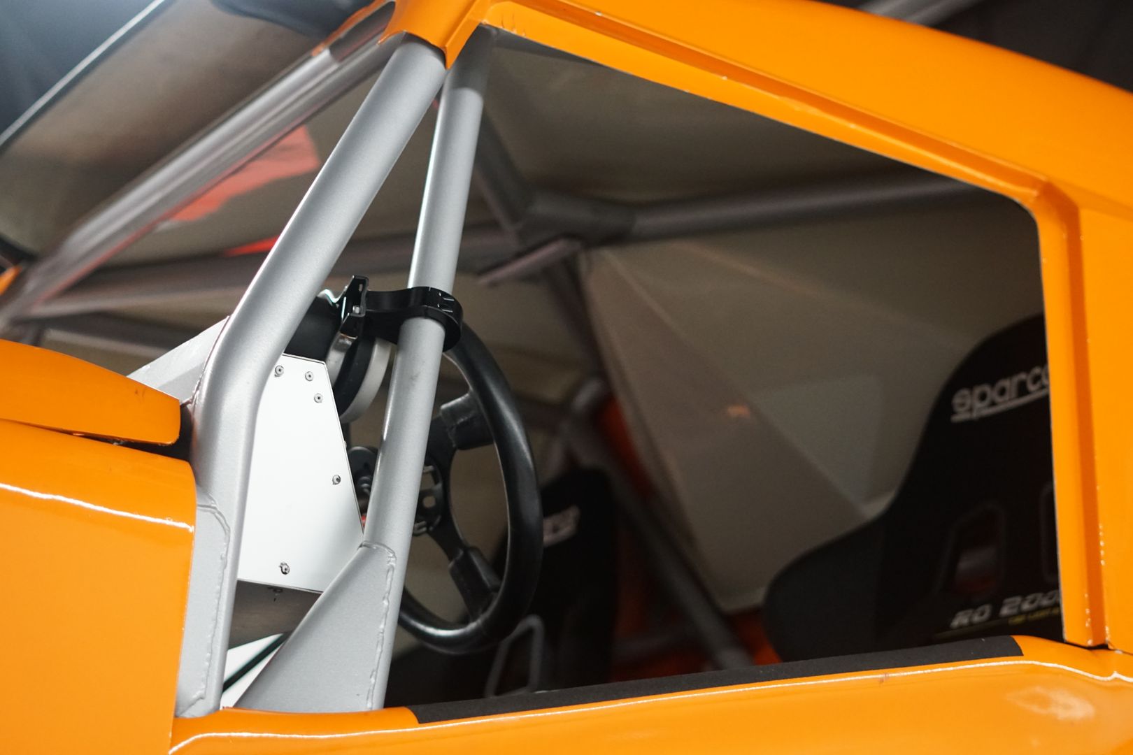 Sold: 2008 Land Rover Defender Bowler Tomcat