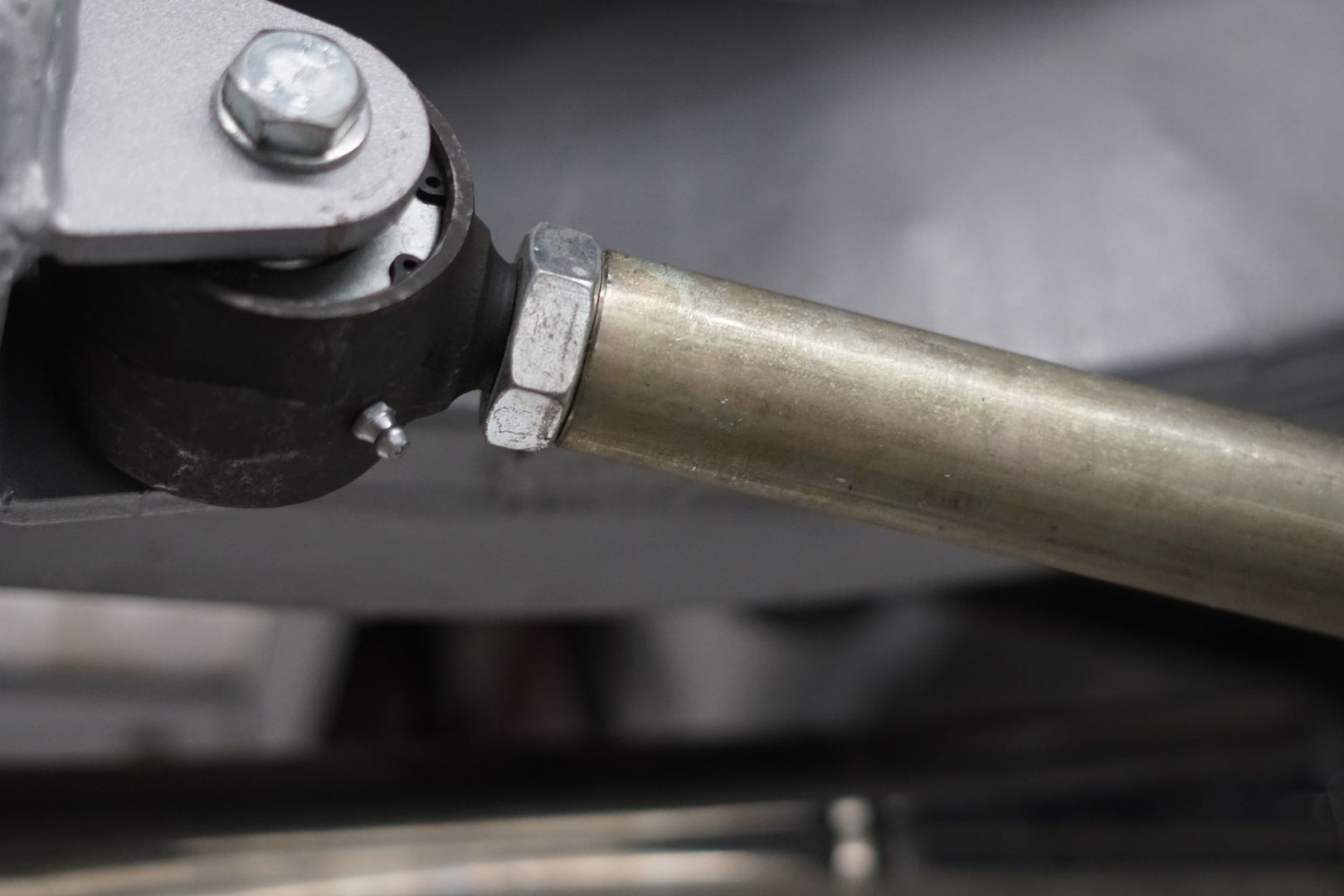 Sold: 2008 Land Rover Defender Bowler Tomcat