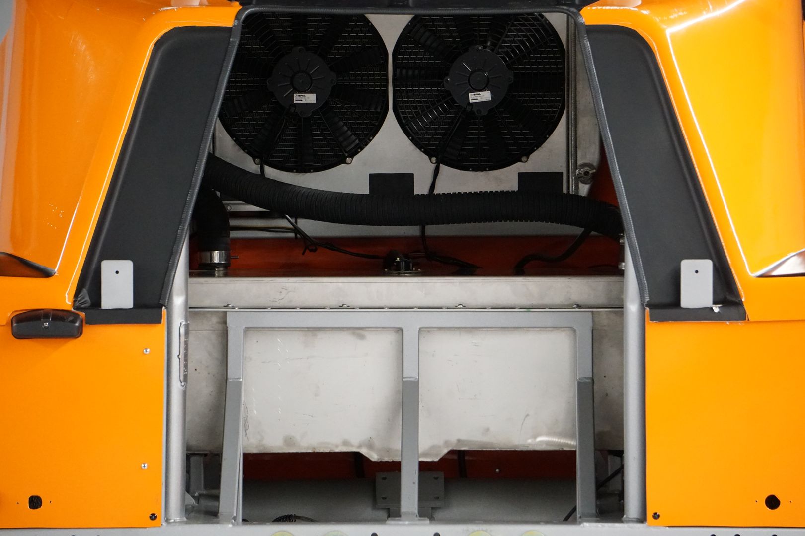 Sold: 2008 Land Rover Defender Bowler Tomcat