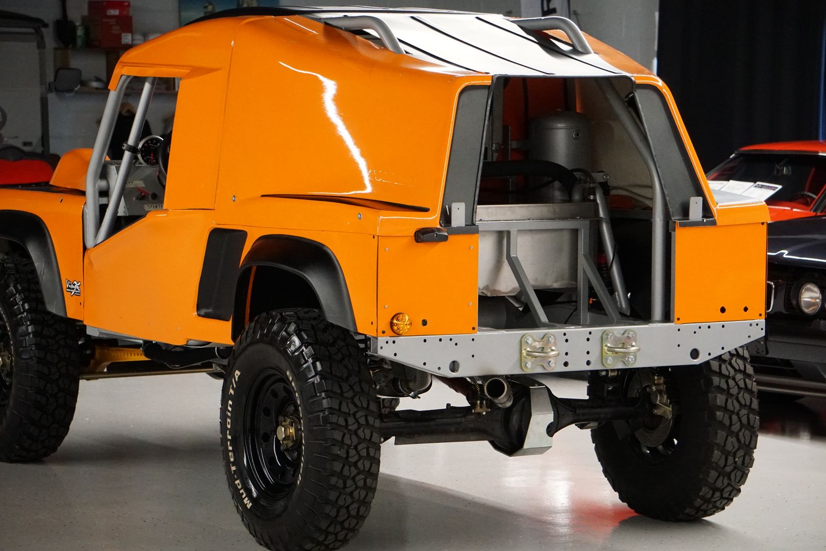 Sold: 2008 Land Rover Defender Bowler Tomcat