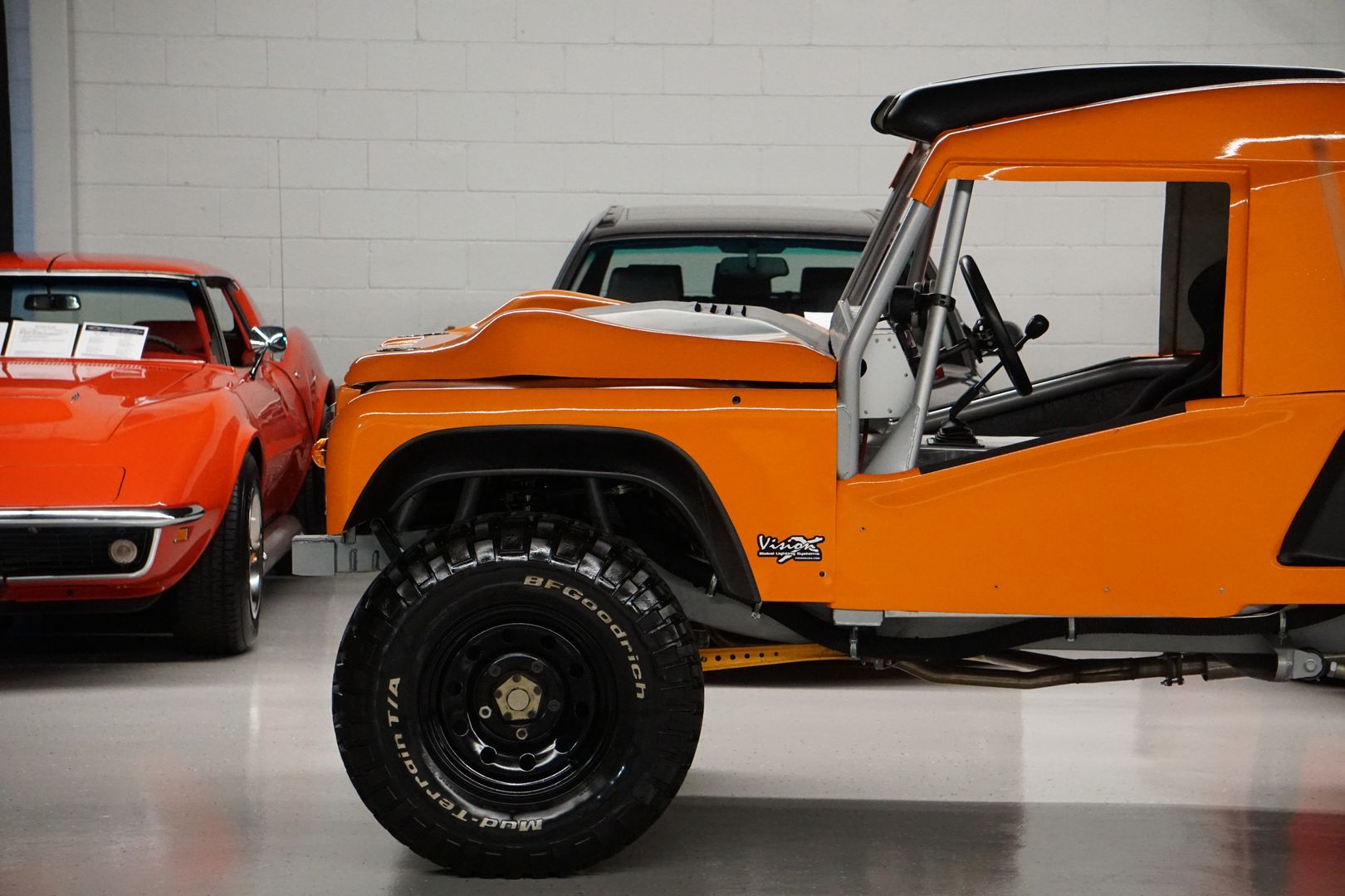 Sold: 2008 Land Rover Defender Bowler Tomcat