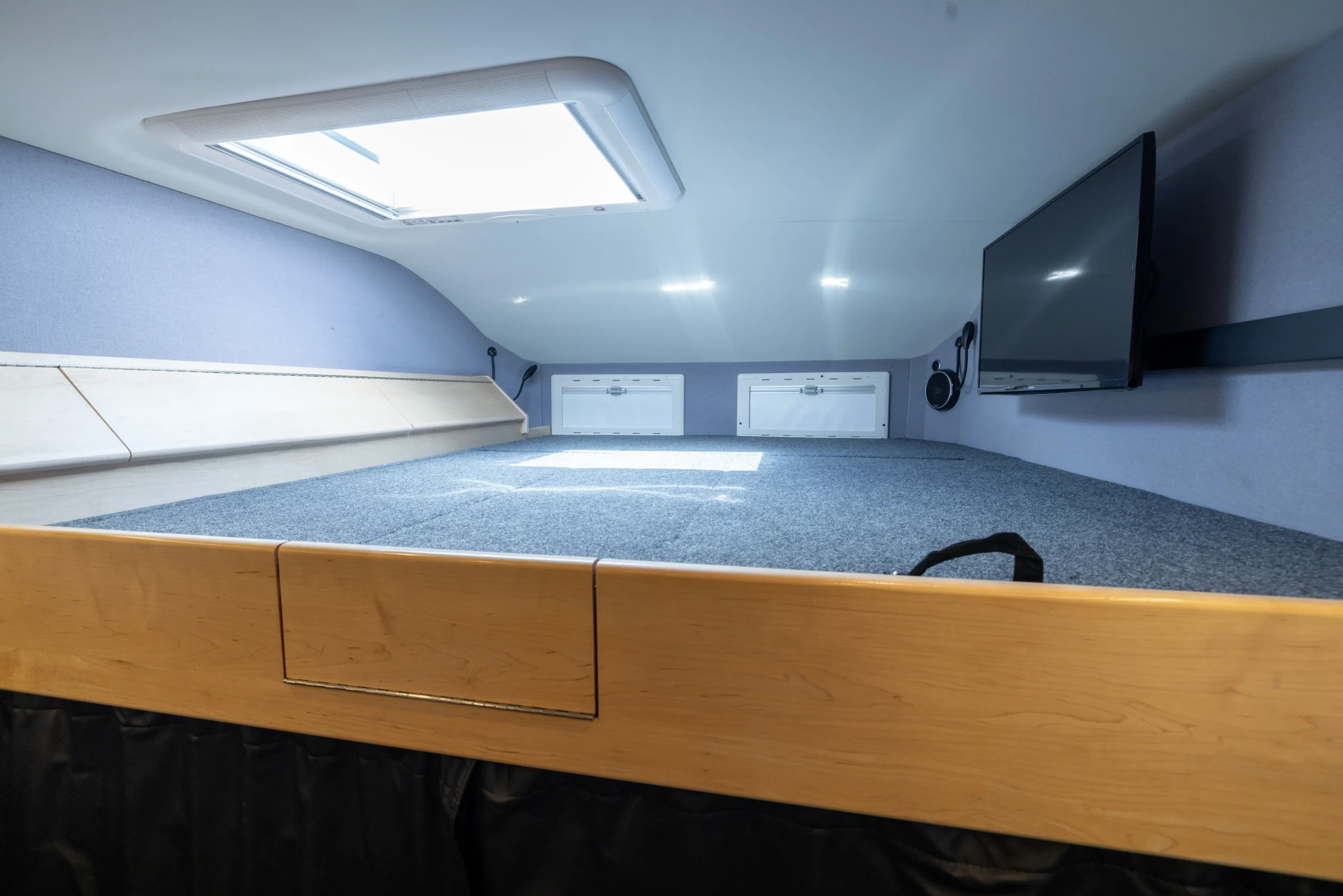 2016 EarthRoamer XV-LTS 157