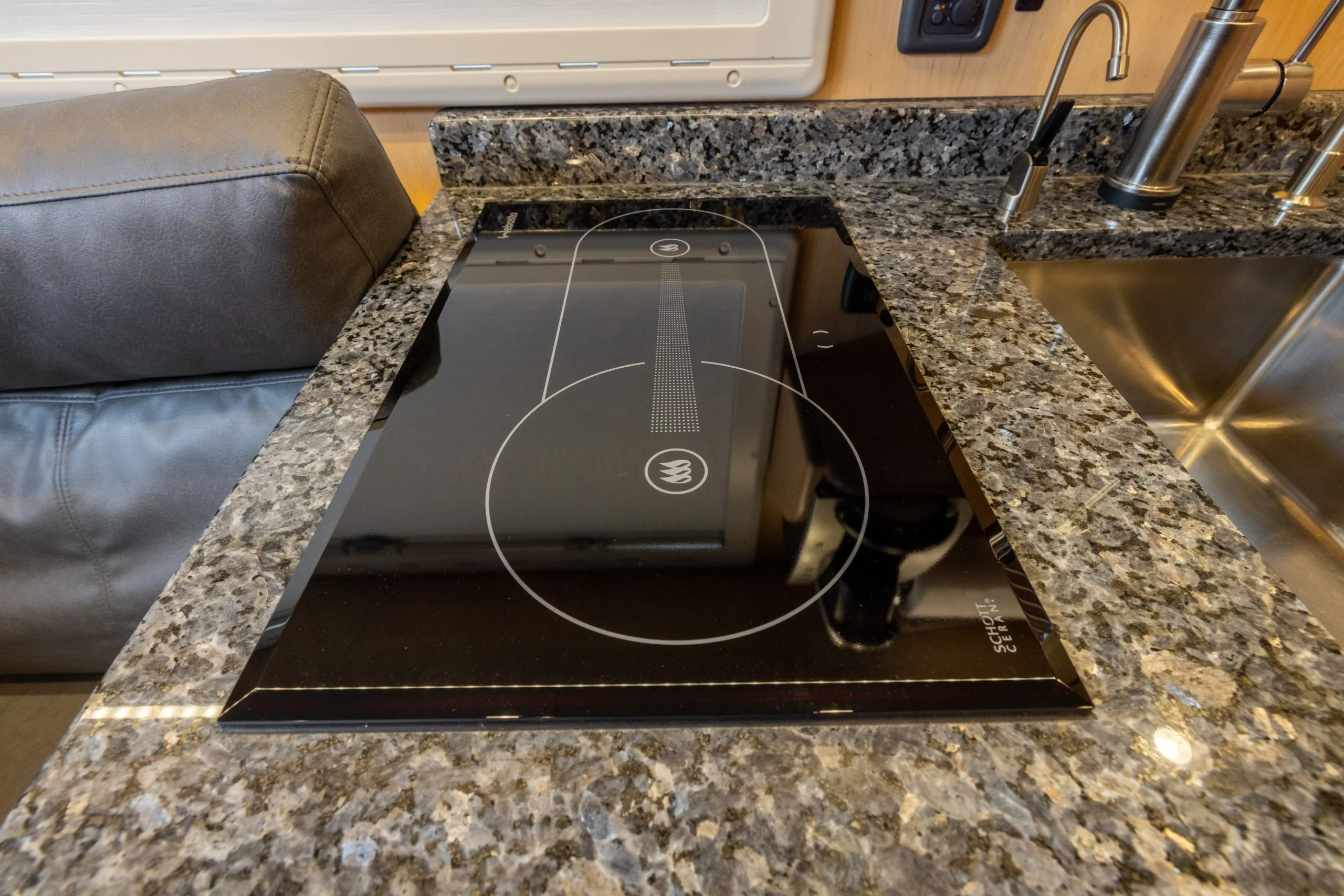 2016 EarthRoamer XV-LTS 157