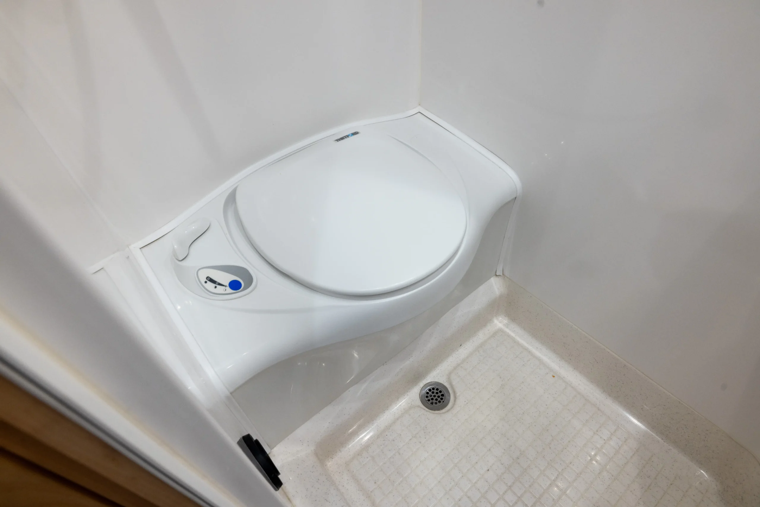 2016 EarthRoamer XV-LTS 157