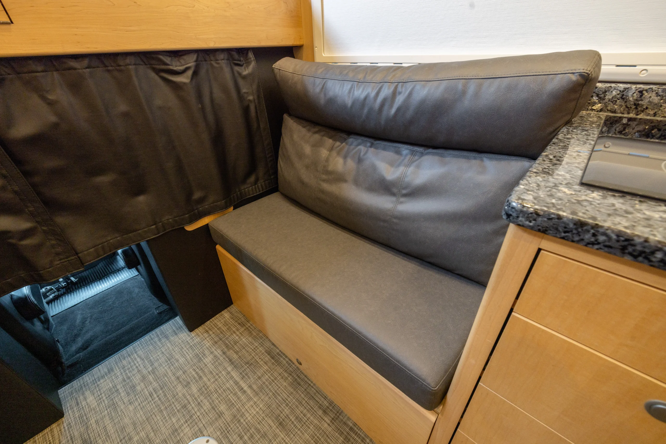 2016 EarthRoamer XV-LTS 157