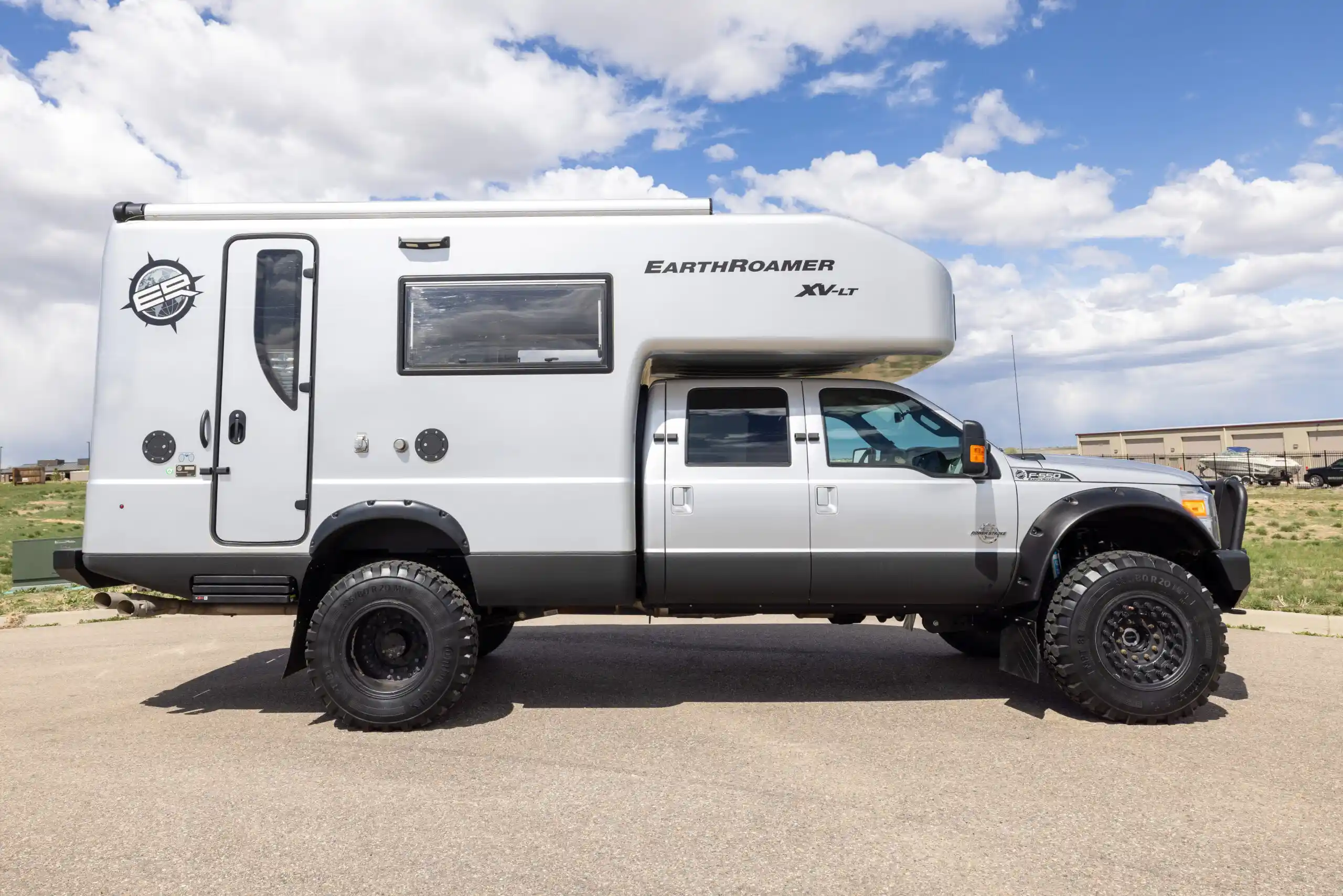 2016 EarthRoamer XV-LTS 157 - 4