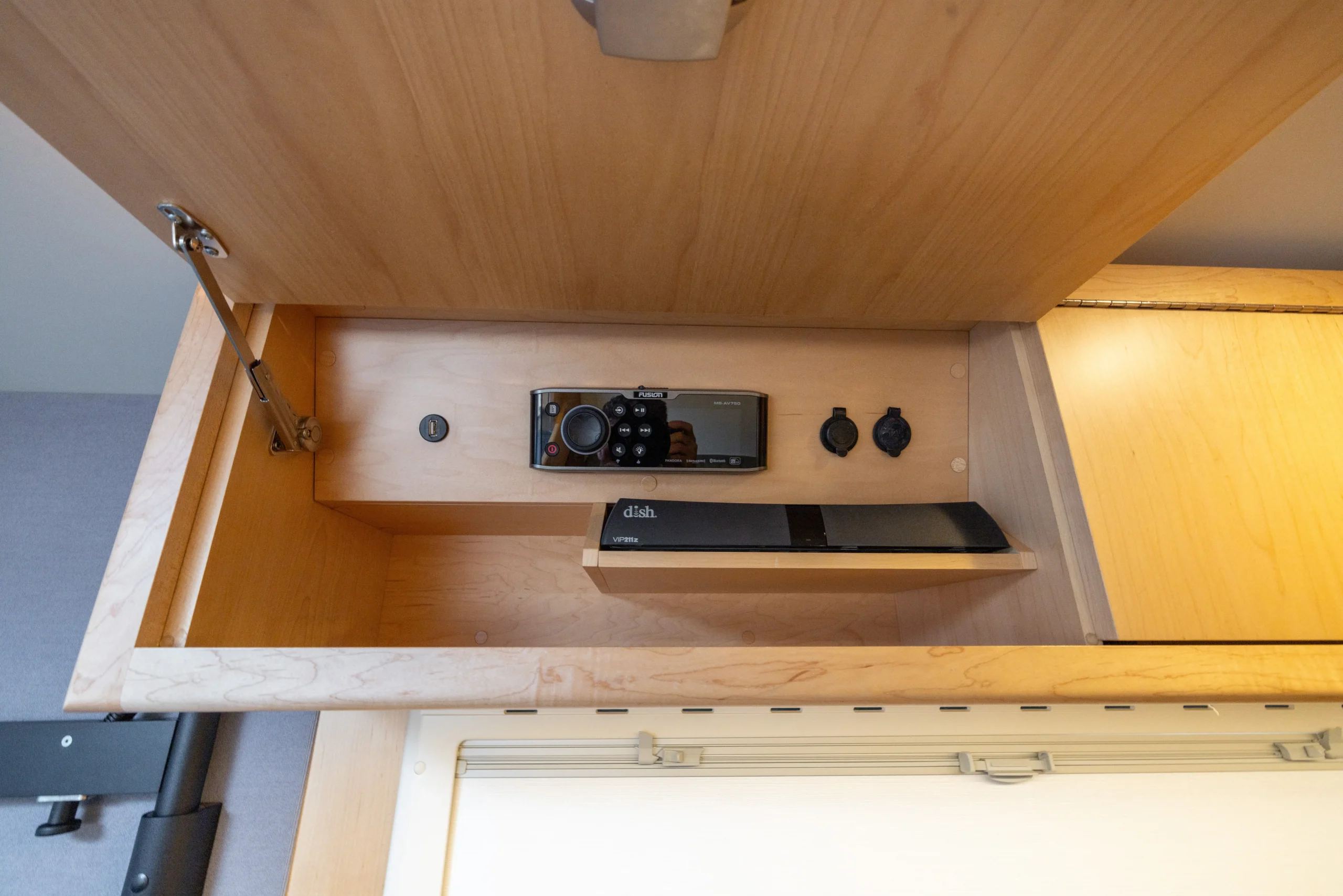 2016 EarthRoamer XV-LTS 157