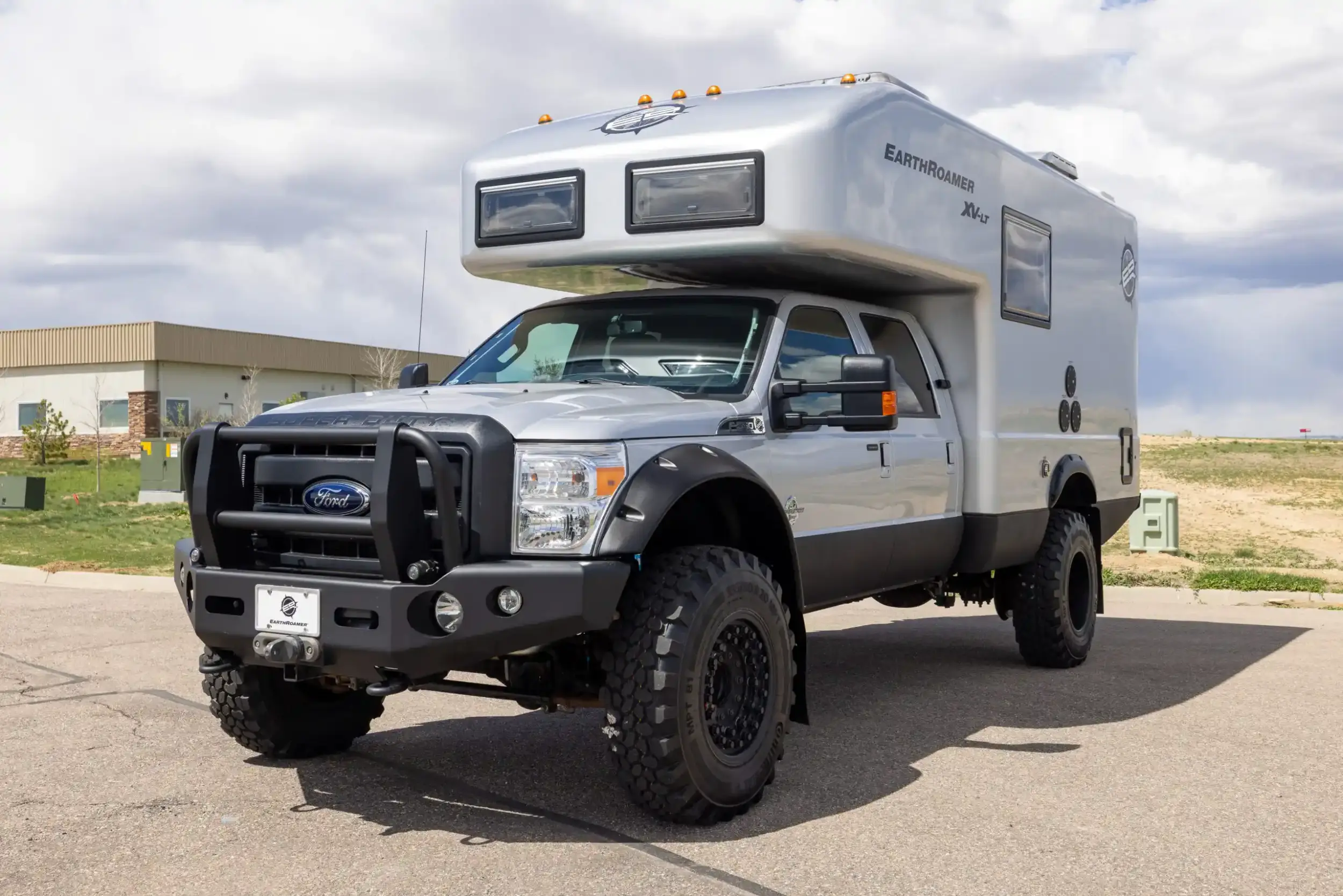  EarthRoamer XV-LTS
