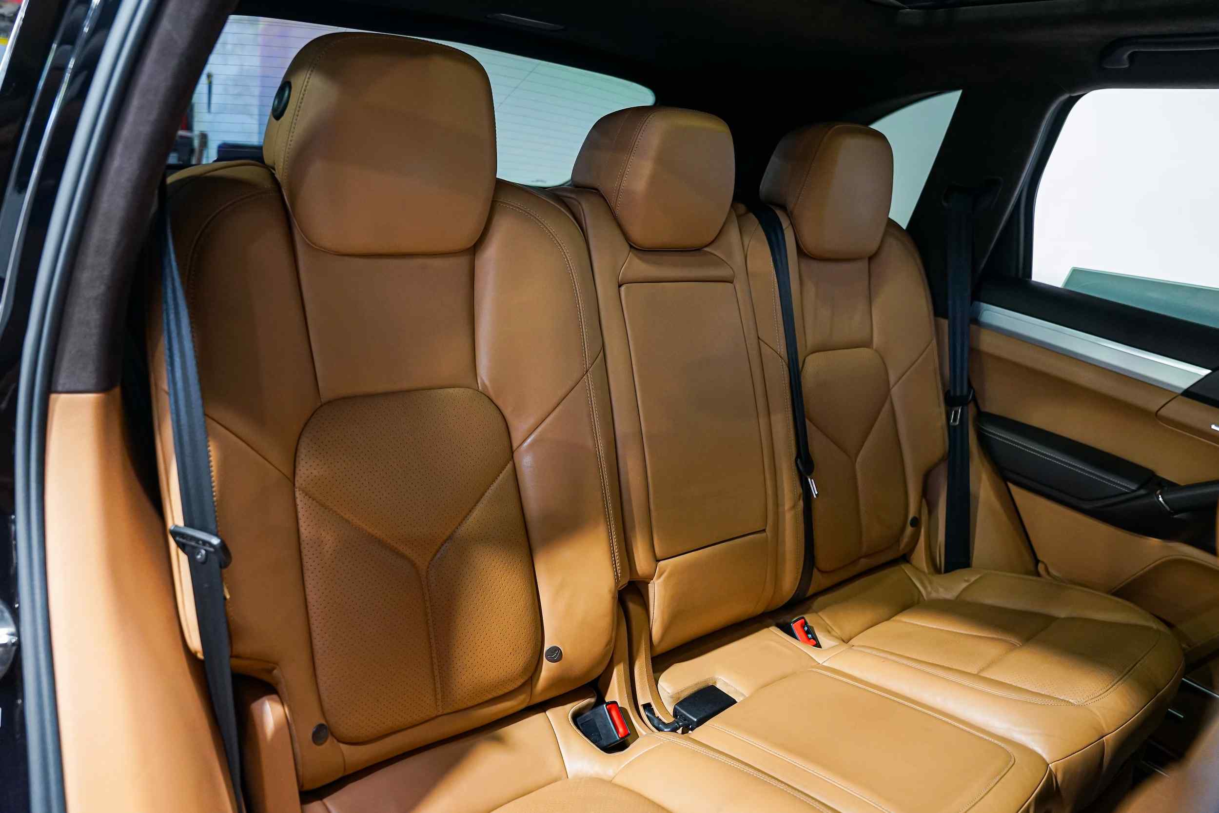 Modified 2012 Porsche Cayenne Turbo
