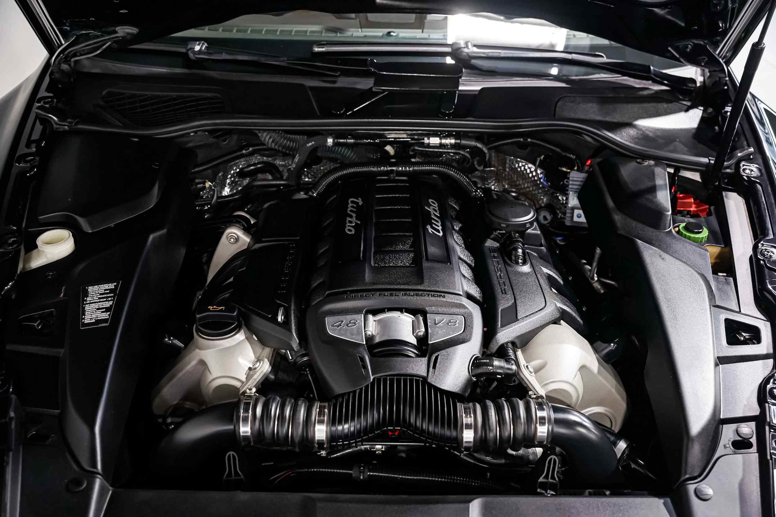 Modified 2012 Porsche Cayenne Turbo