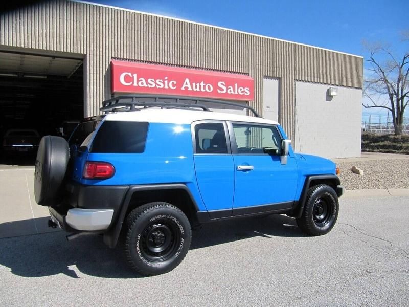1-Owner 2007 Toyota FJ Cruiser - 4