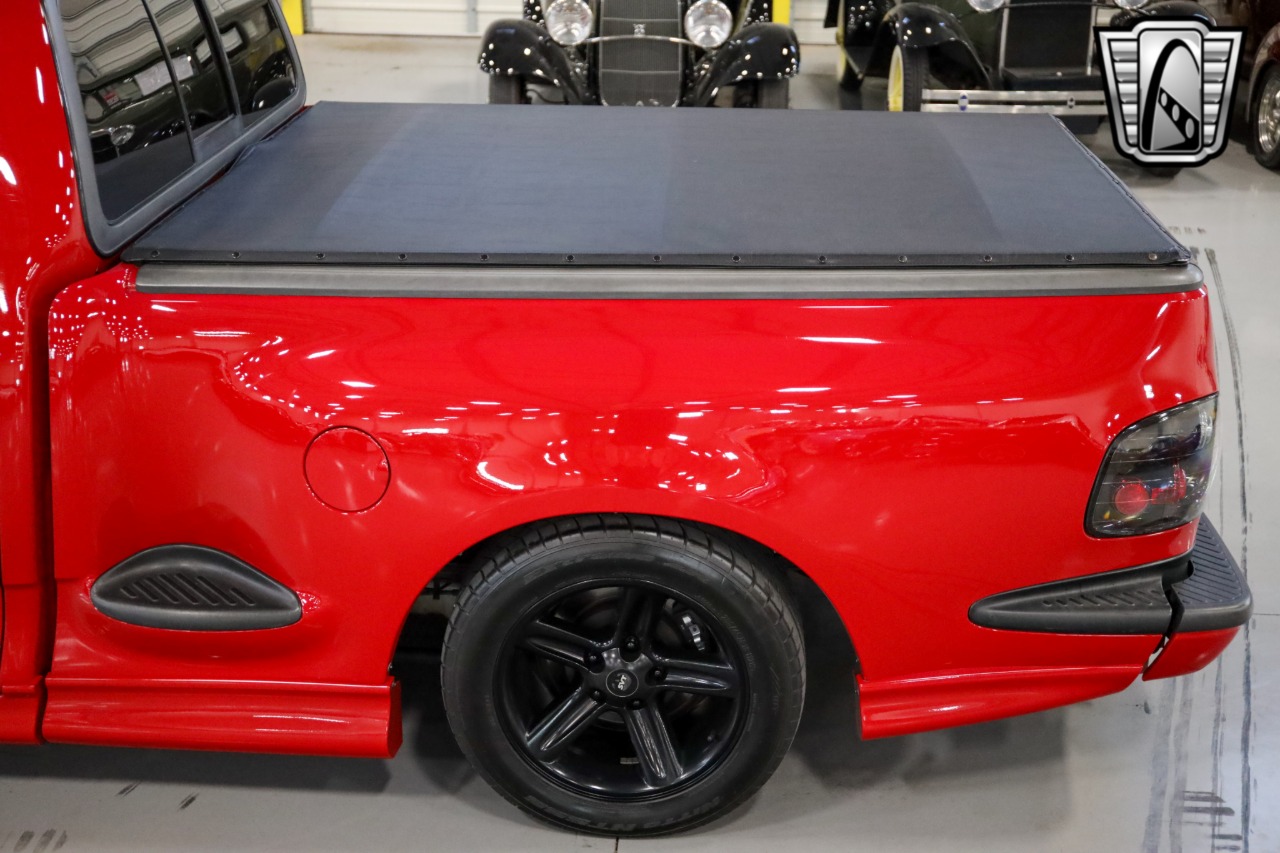 2003 Ford F-150 Lightning