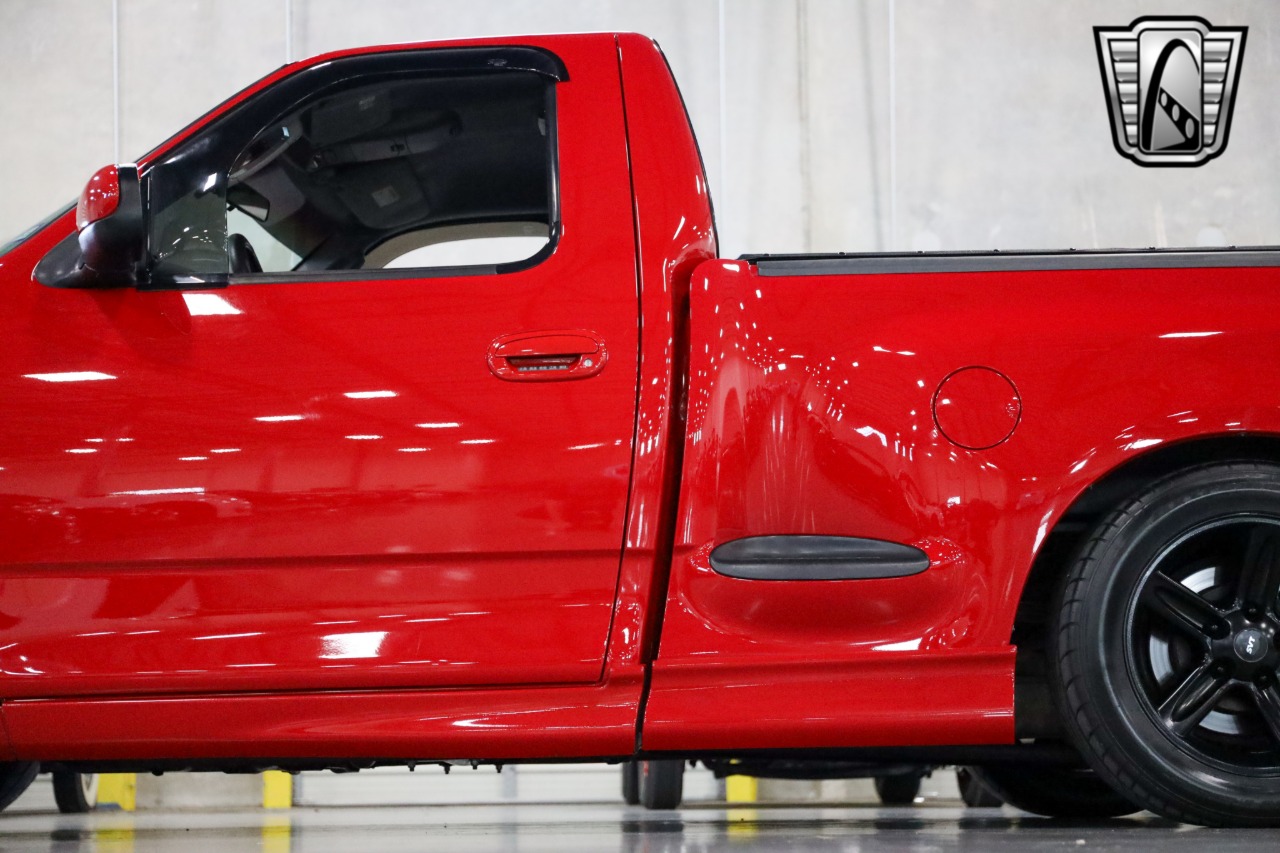 2003 Ford F-150 Lightning