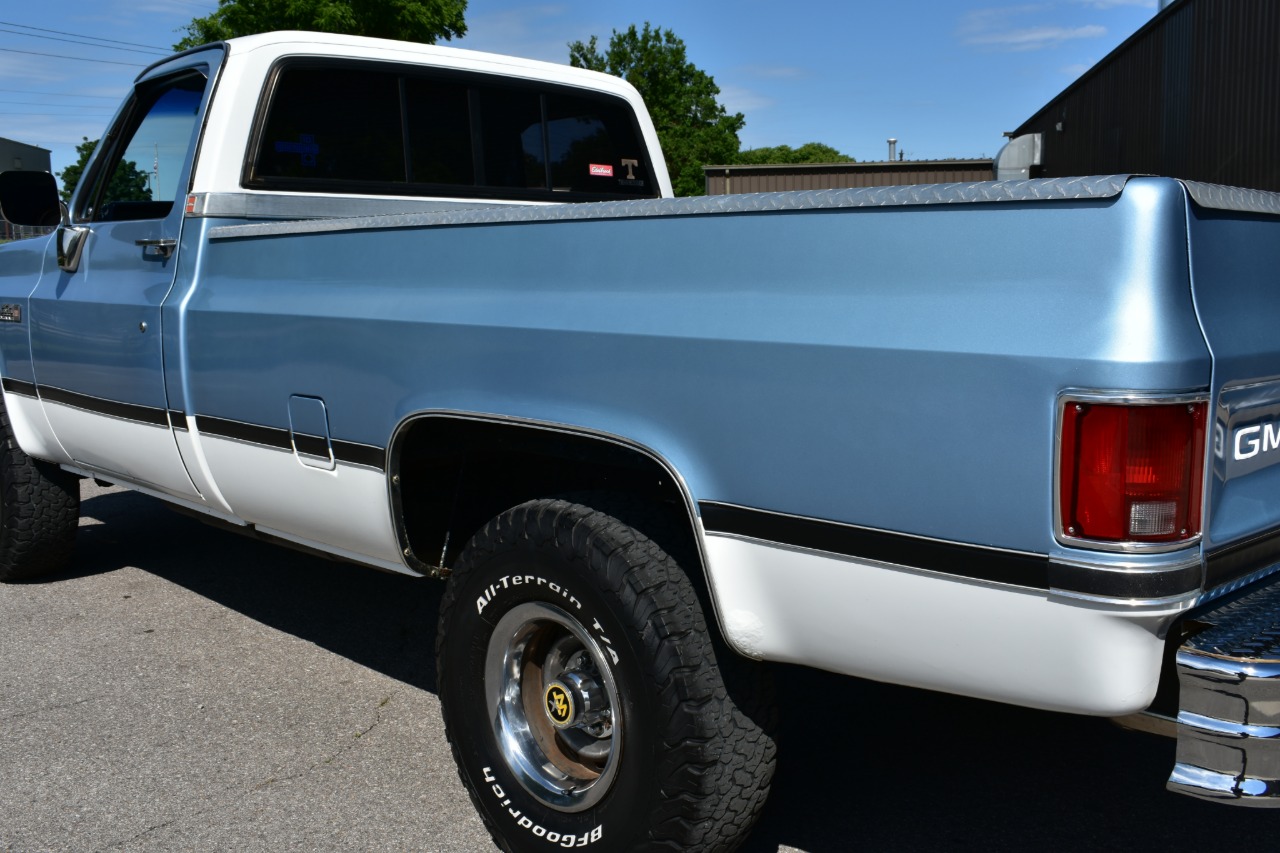 1987 GMC K10 High Sierra