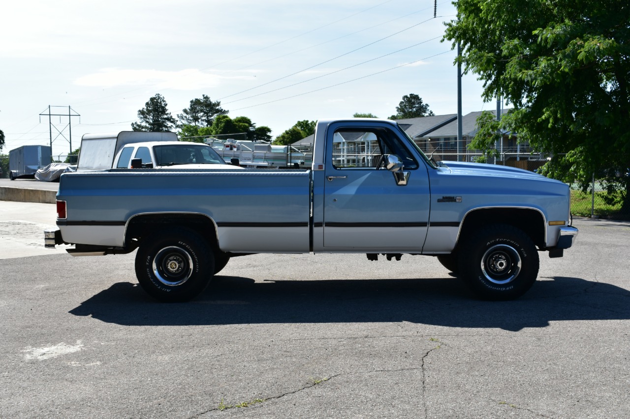 1987 GMC K10 High Sierra