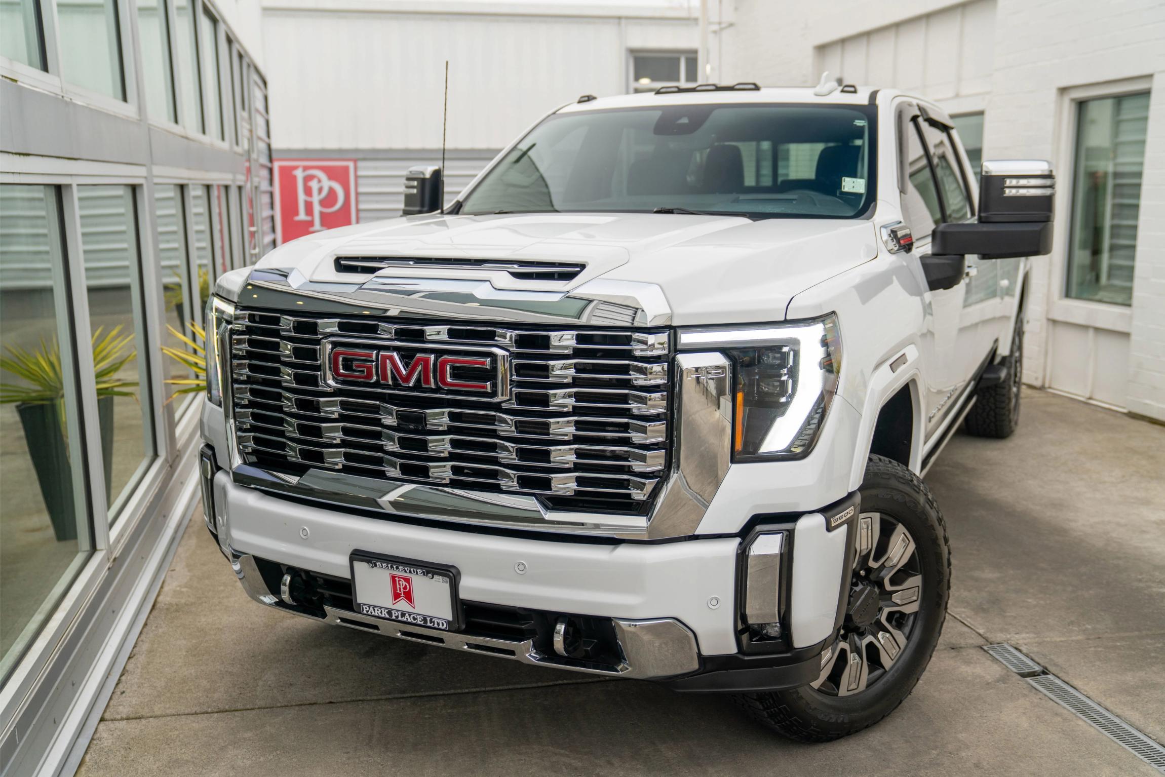 2024 GMC Sierra 3500HD Denali