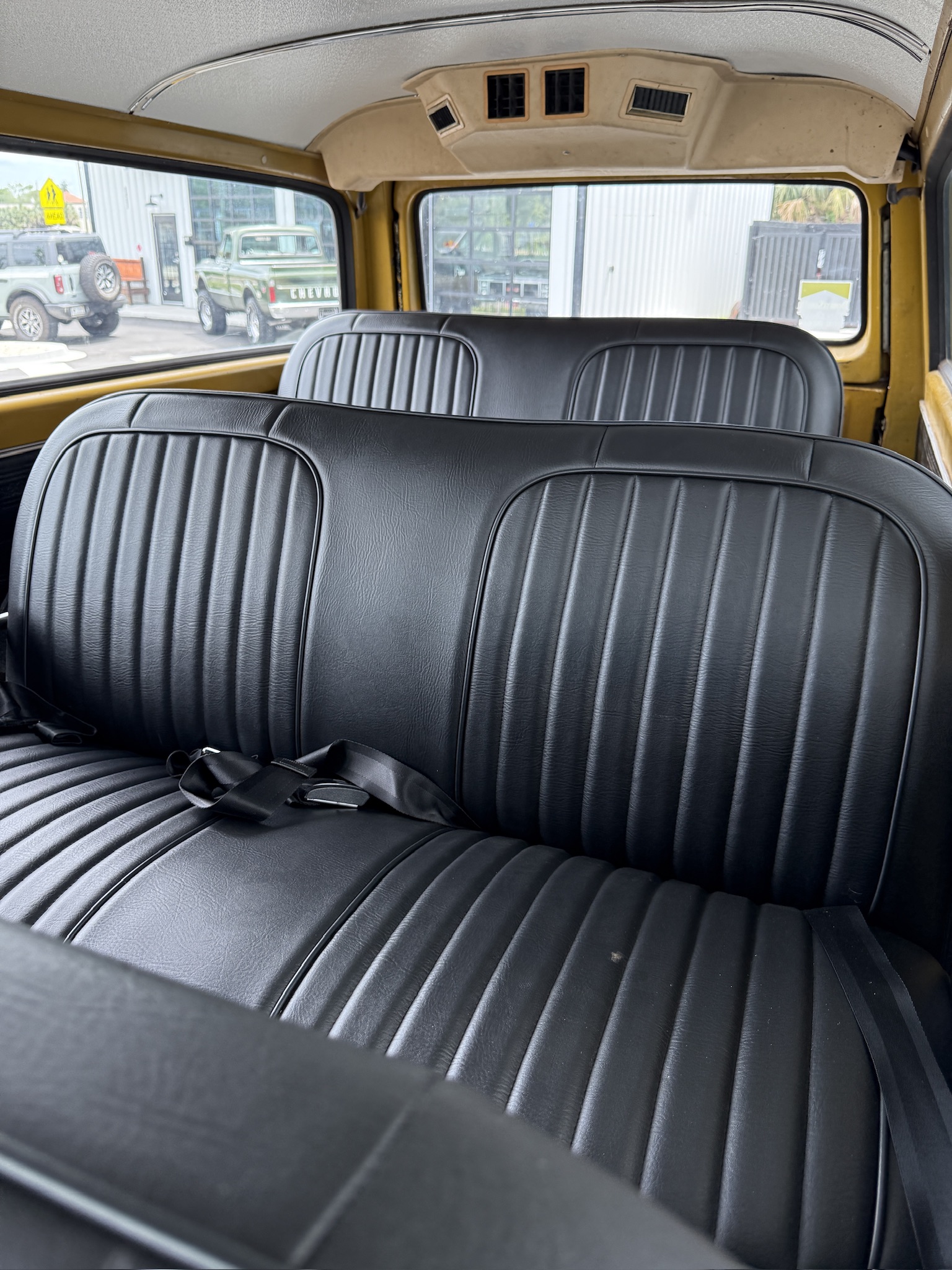 1972 Chevrolet K-20 Suburban