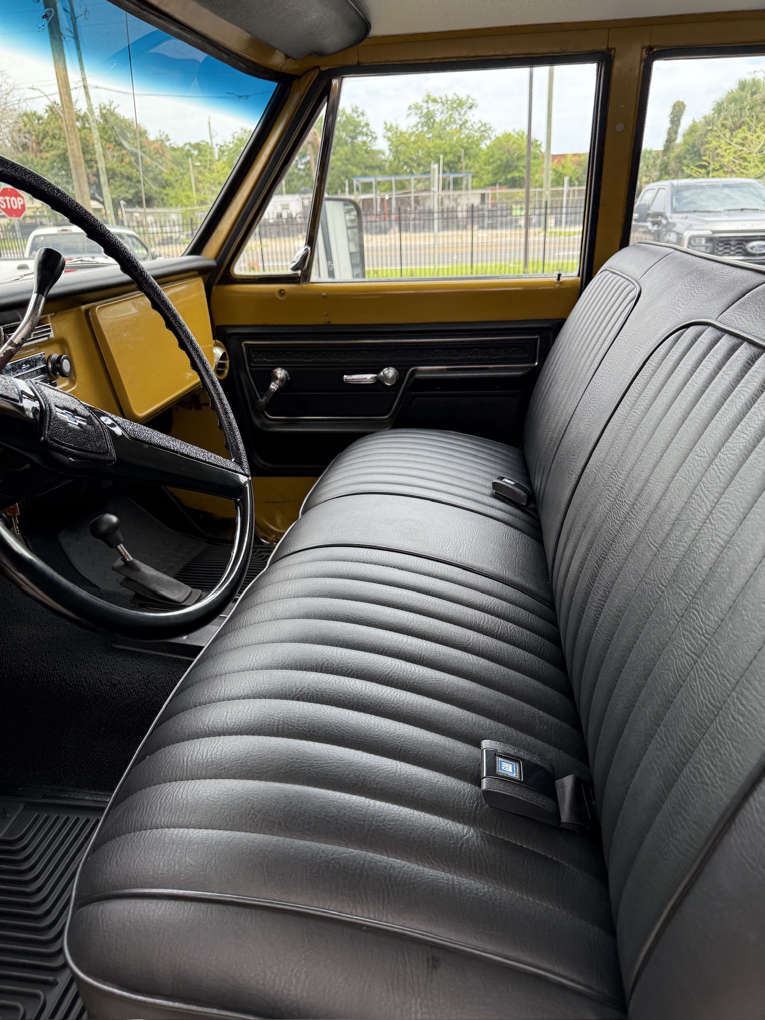 1972 Chevrolet K-20 Suburban