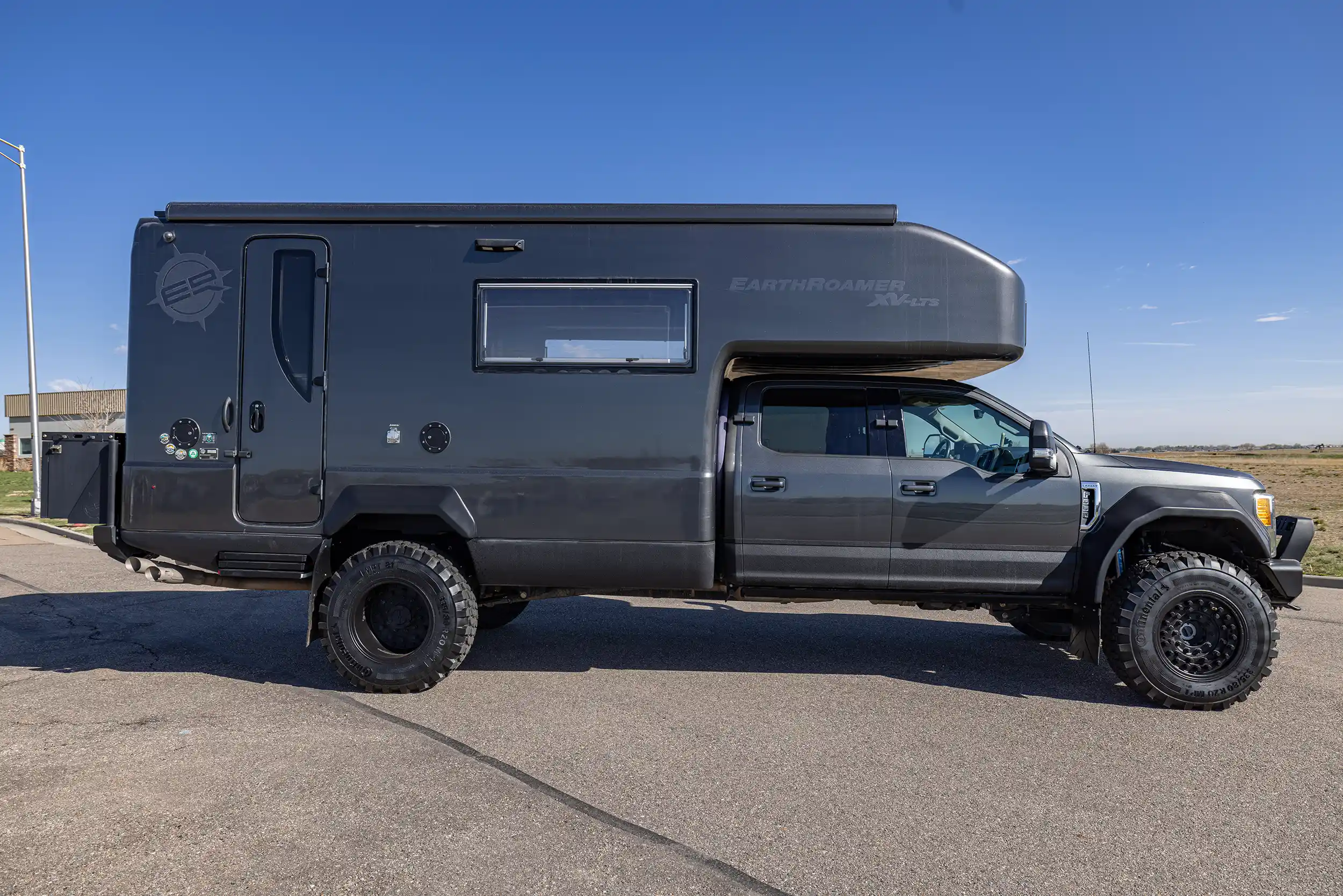 2018 EarthRoamer XV-LTS 200