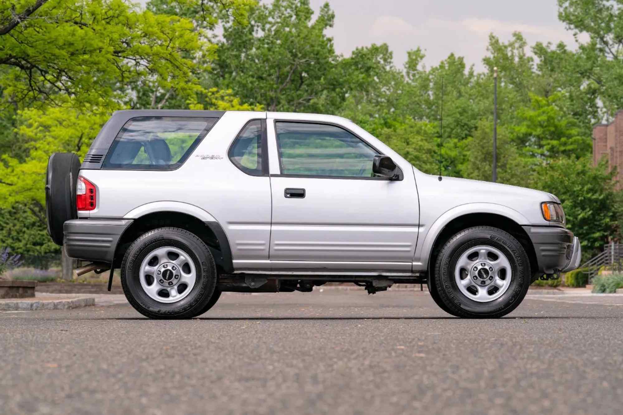 48k Mile 2001 Isuzu Rodeo Sport
