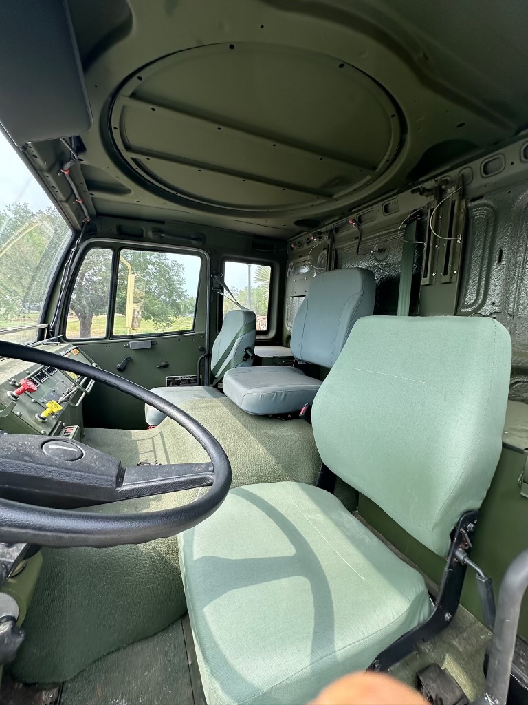 1998 Stewart & Stevenson LMTV M1079