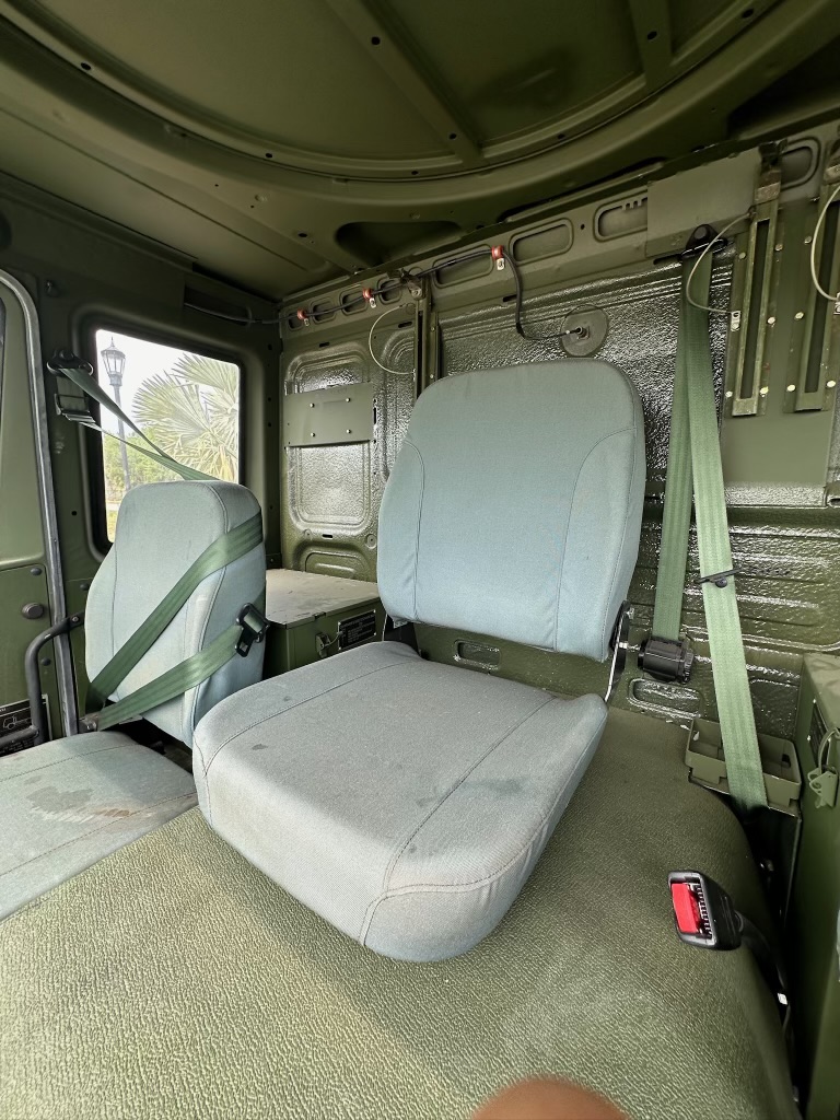 1998 Stewart & Stevenson LMTV M1079