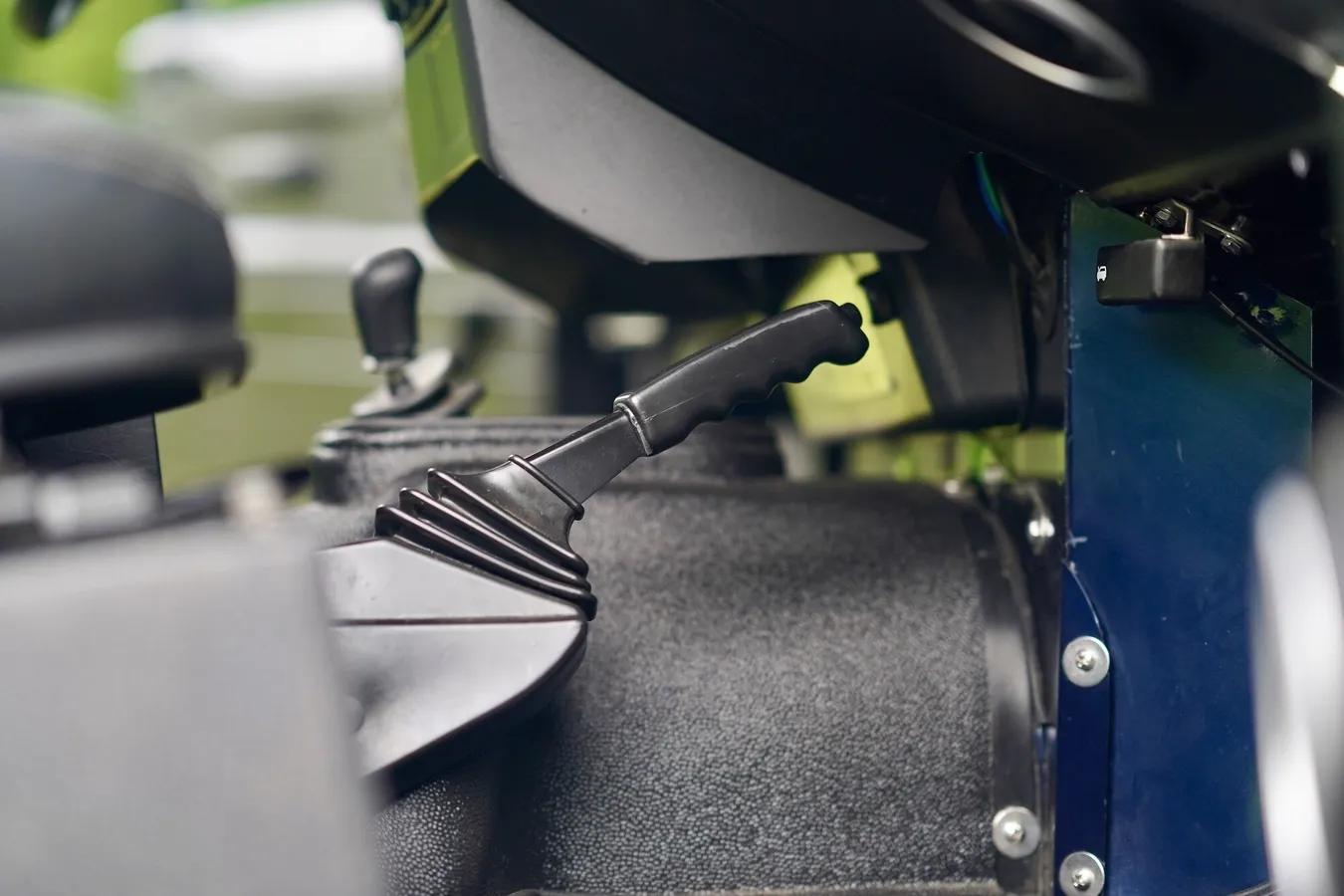 Osprey-Built 1997 Land Rover Defender 90