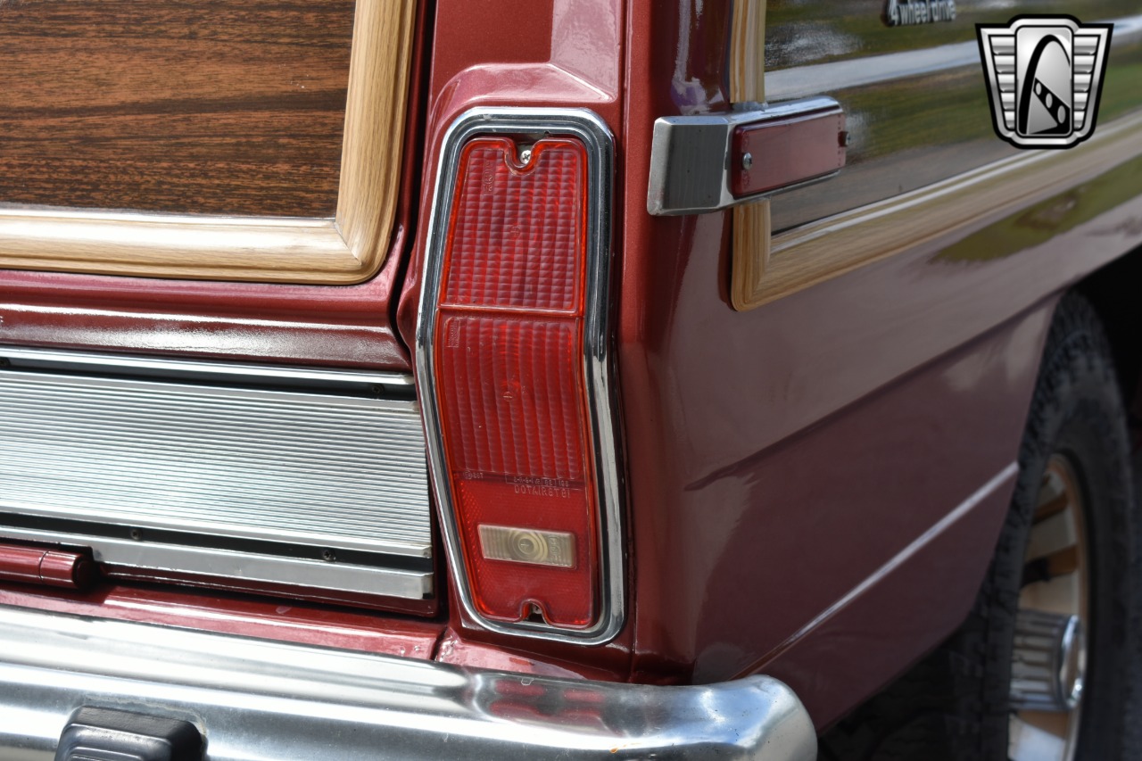 1984 Jeep Grand Wagoneer