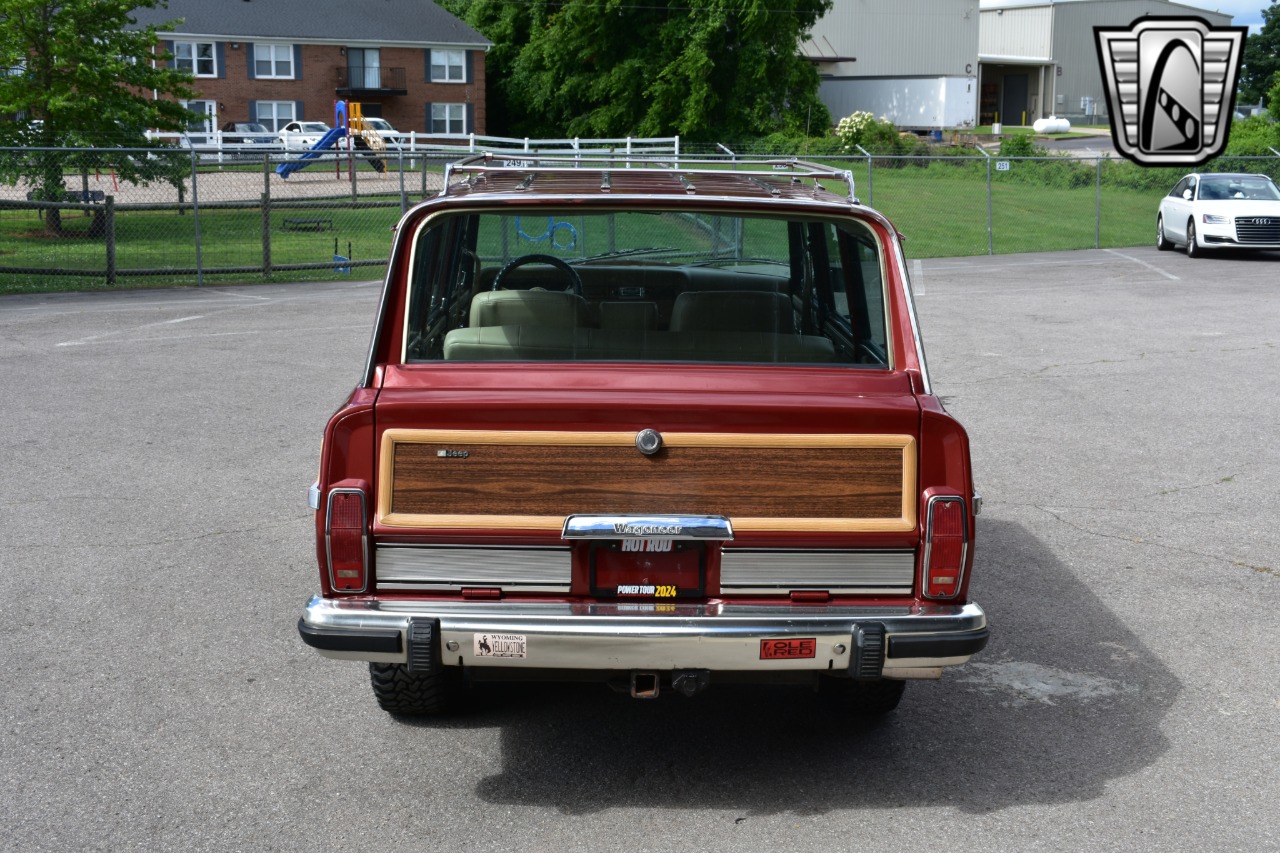 1984 Jeep Grand Wagoneer