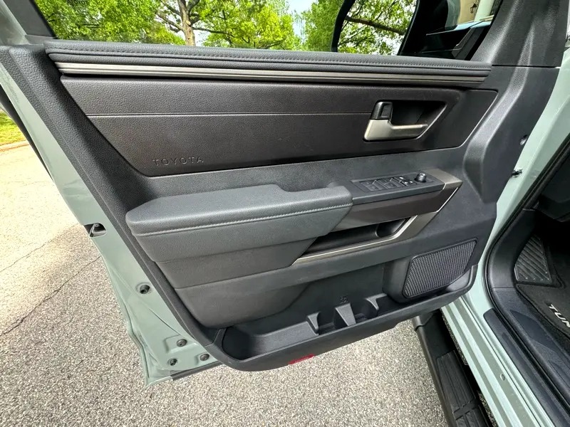 2023 Toyota Tundra TRD Off-Road